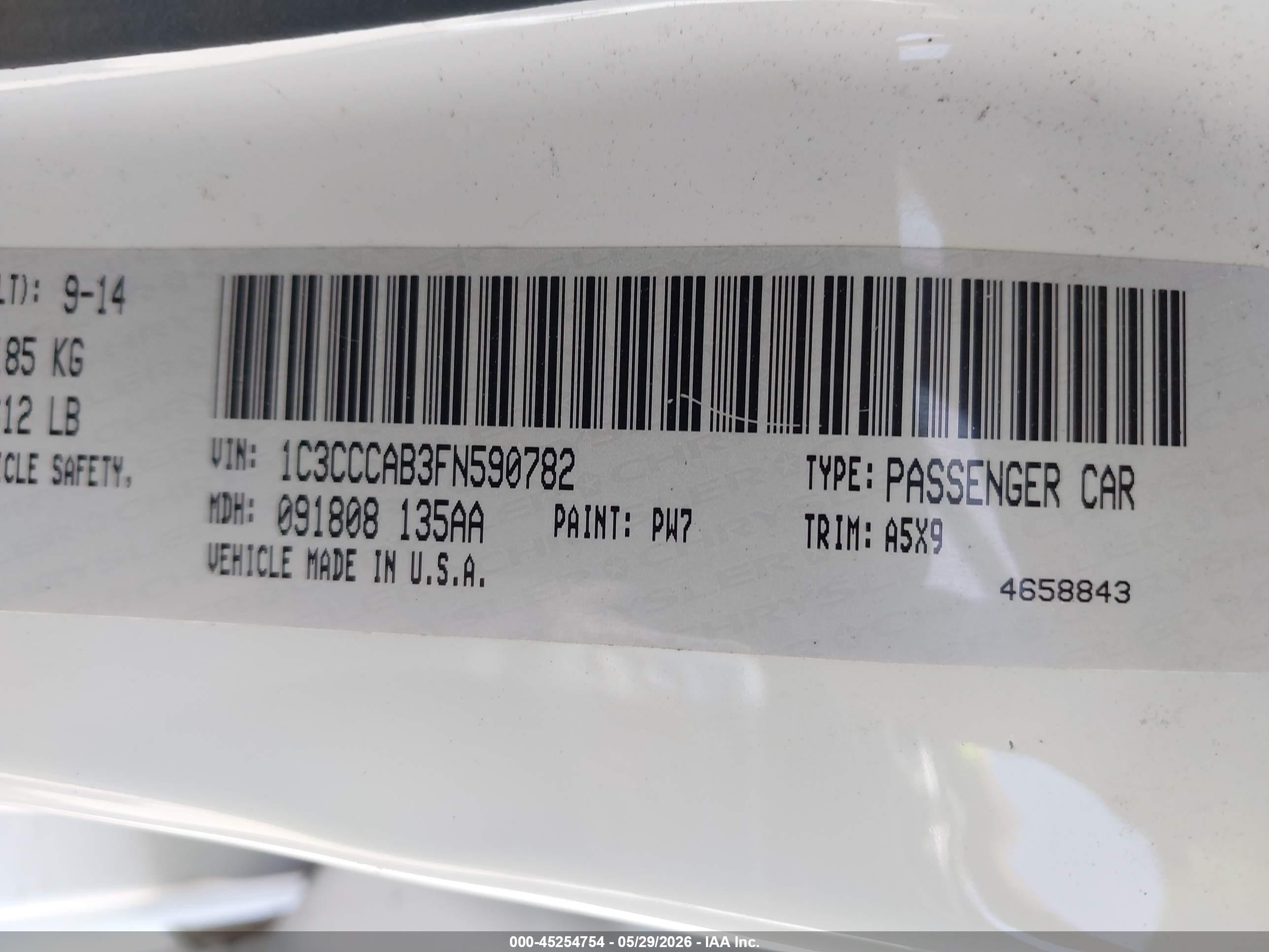 2015 Chrysler 200 Limited White vin: 1C3CCCAB3FN590782
