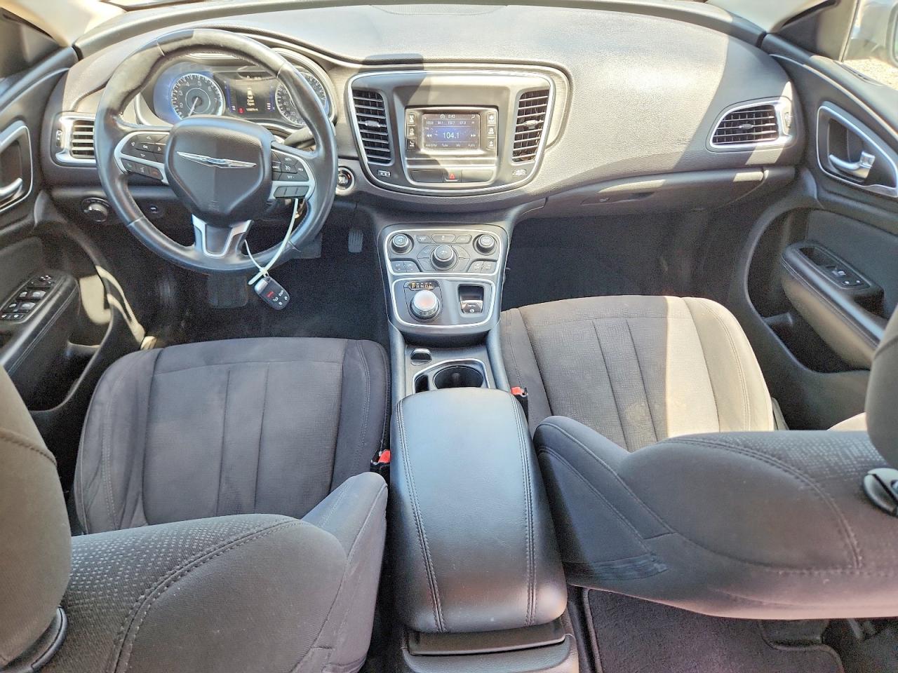 2015 Chrysler 200 Limited Silver vin: 1C3CCCAB3FN594086