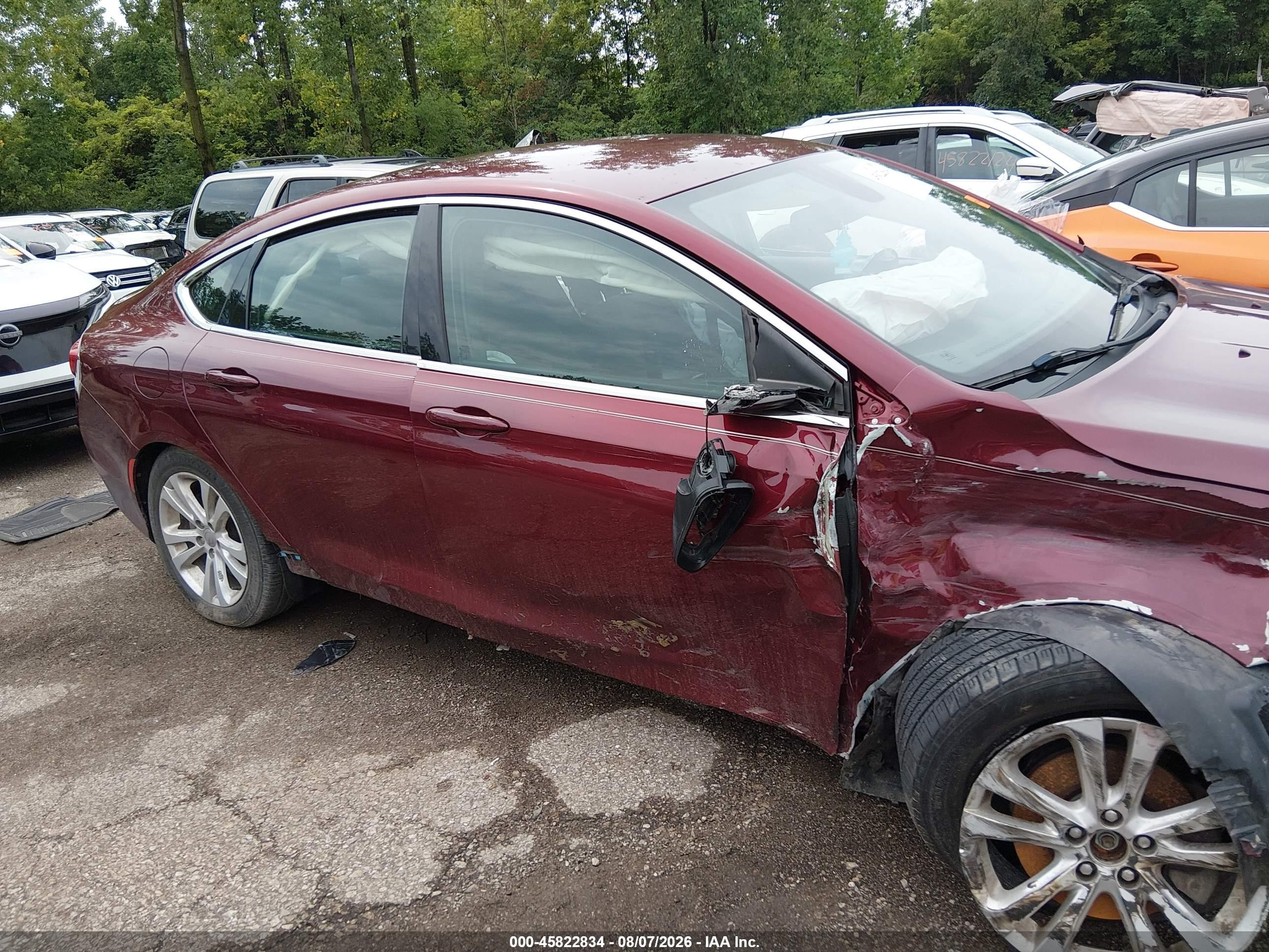 2015 Chrysler 200 Limited Red vin: 1C3CCCAB3FN693295
