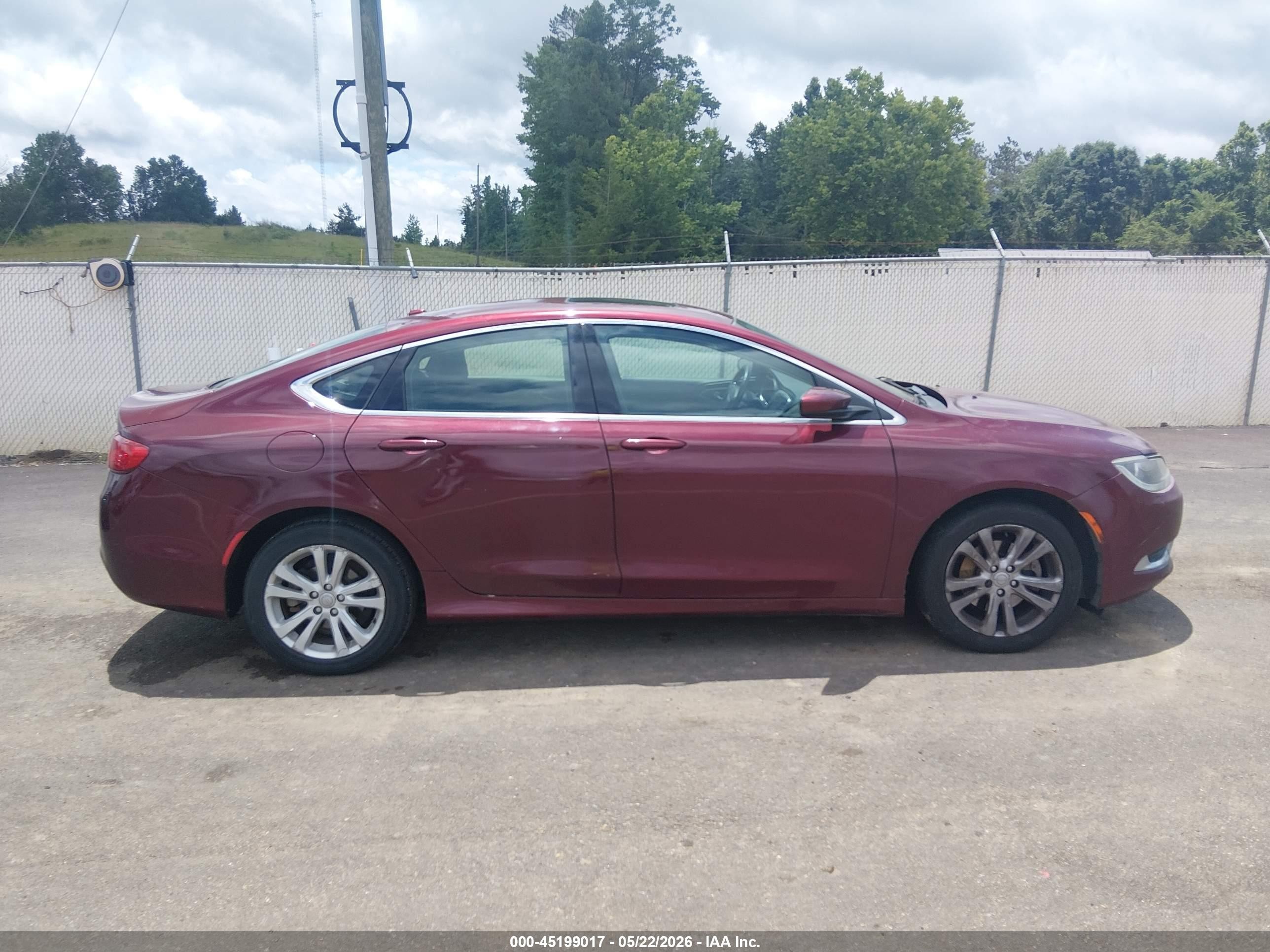 2015 Chrysler 200 Limited Maroon vin: 1C3CCCAB3FN694267