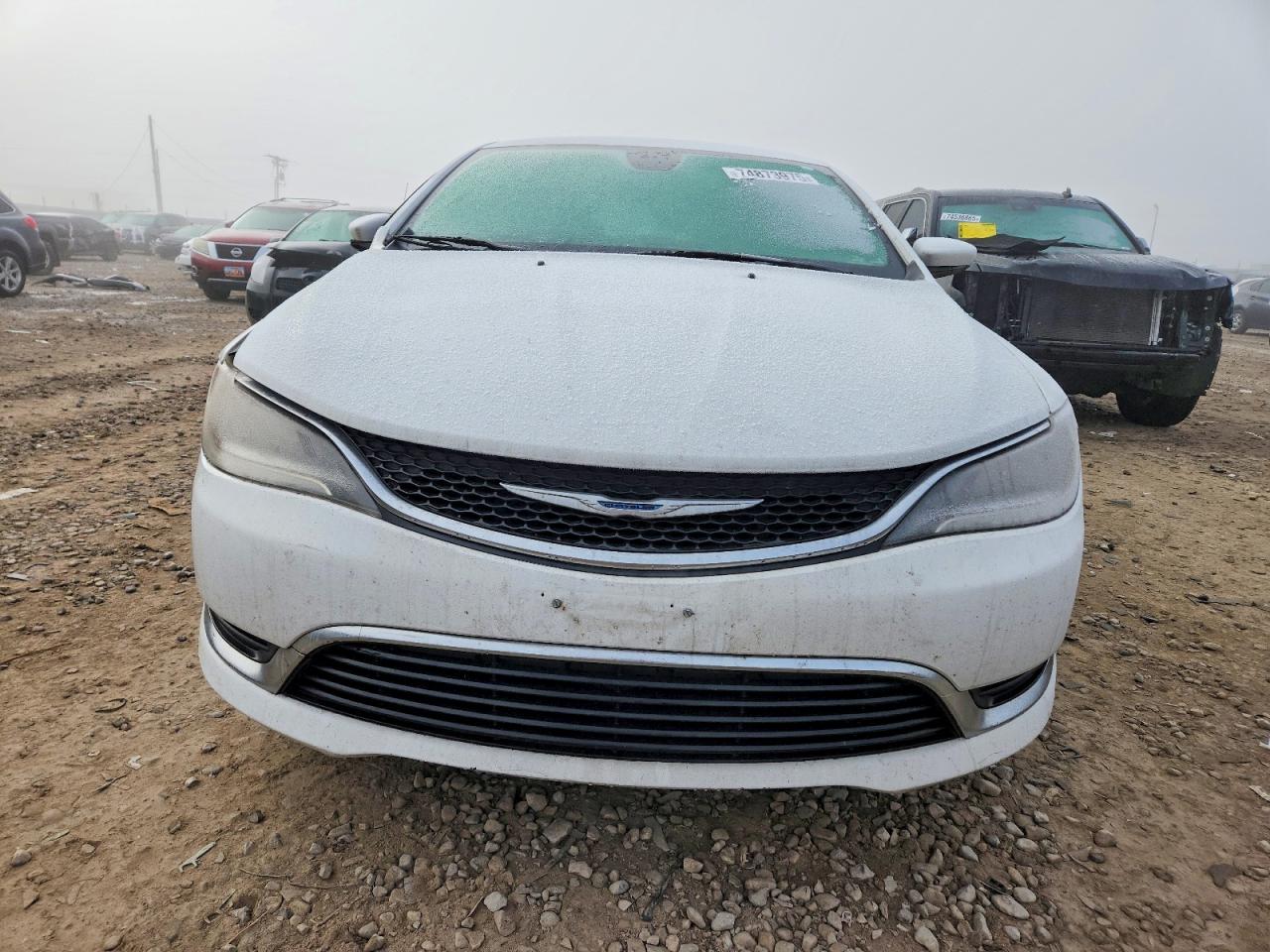 2015 Chrysler 200 Limited White vin: 1C3CCCAB3FN708491