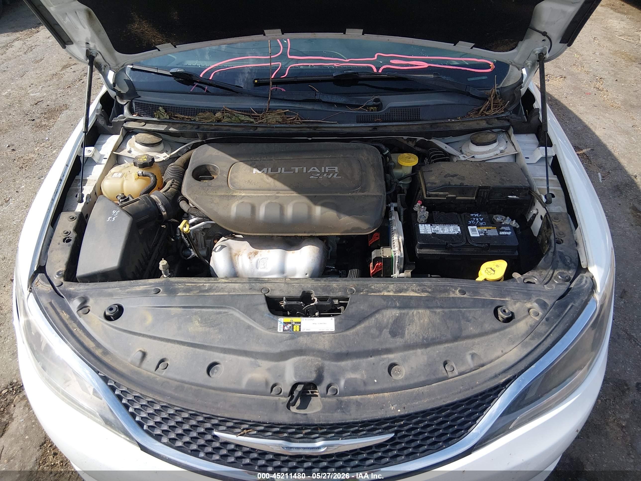 2015 Chrysler 200 Limited Белый vin: 1C3CCCAB3FN723931