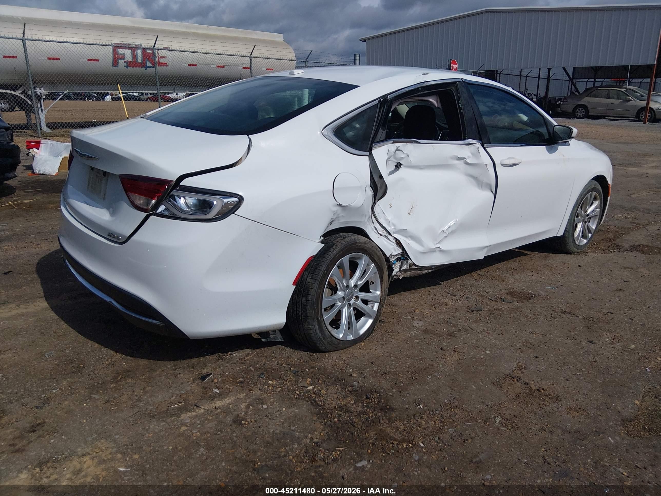 2015 Chrysler 200 Limited Белый vin: 1C3CCCAB3FN723931