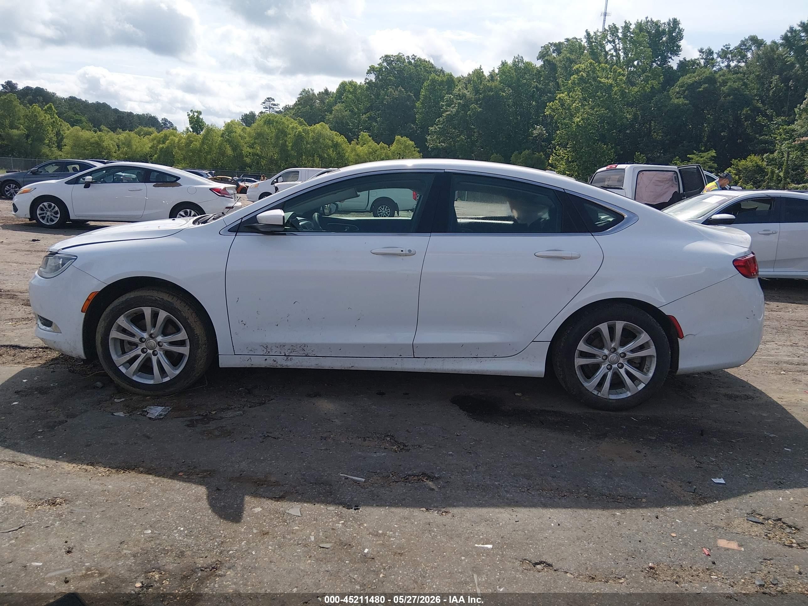 2015 Chrysler 200 Limited Белый vin: 1C3CCCAB3FN723931
