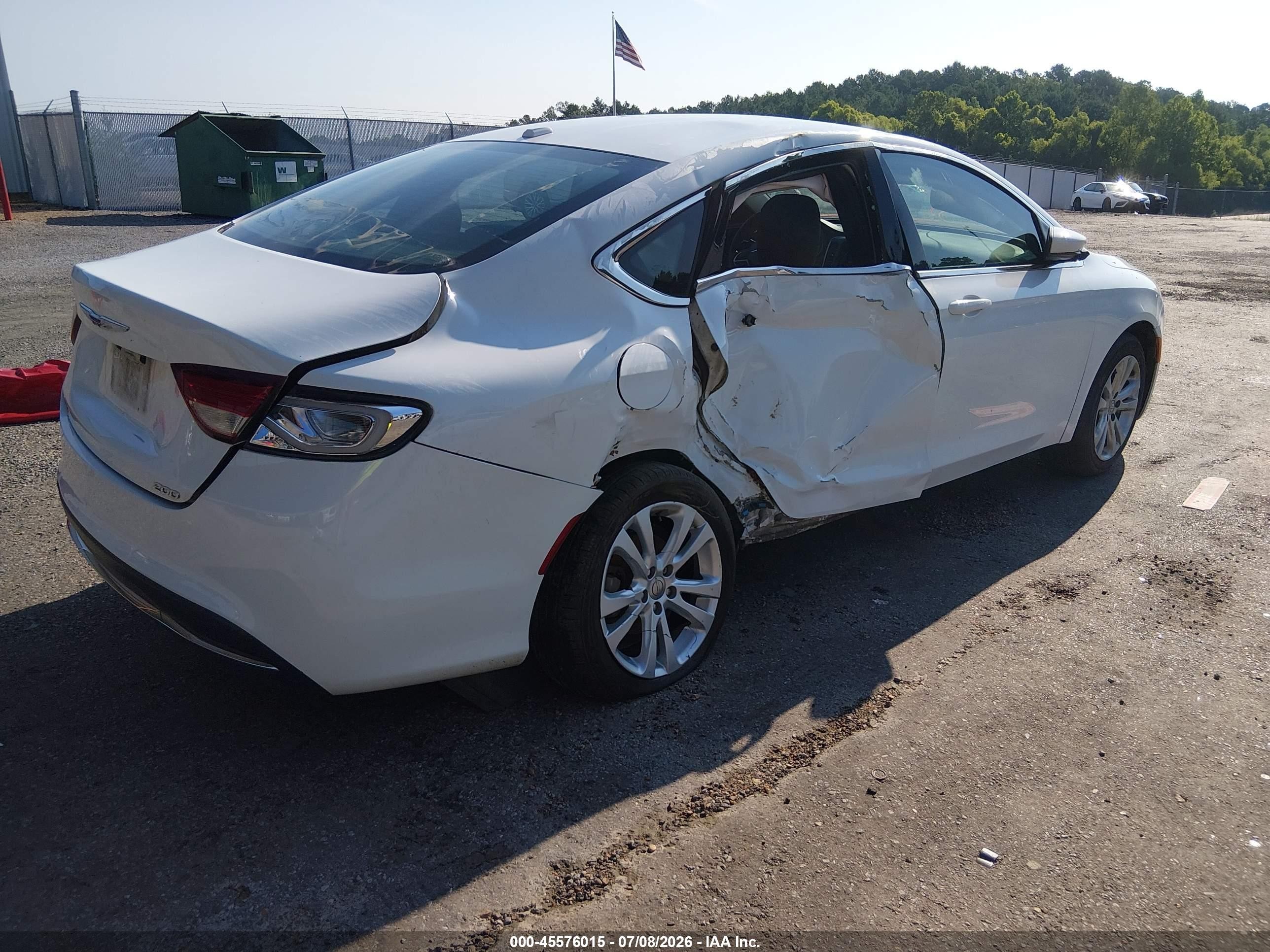 2015 Chrysler 200 Limited White vin: 1C3CCCAB3FN723931