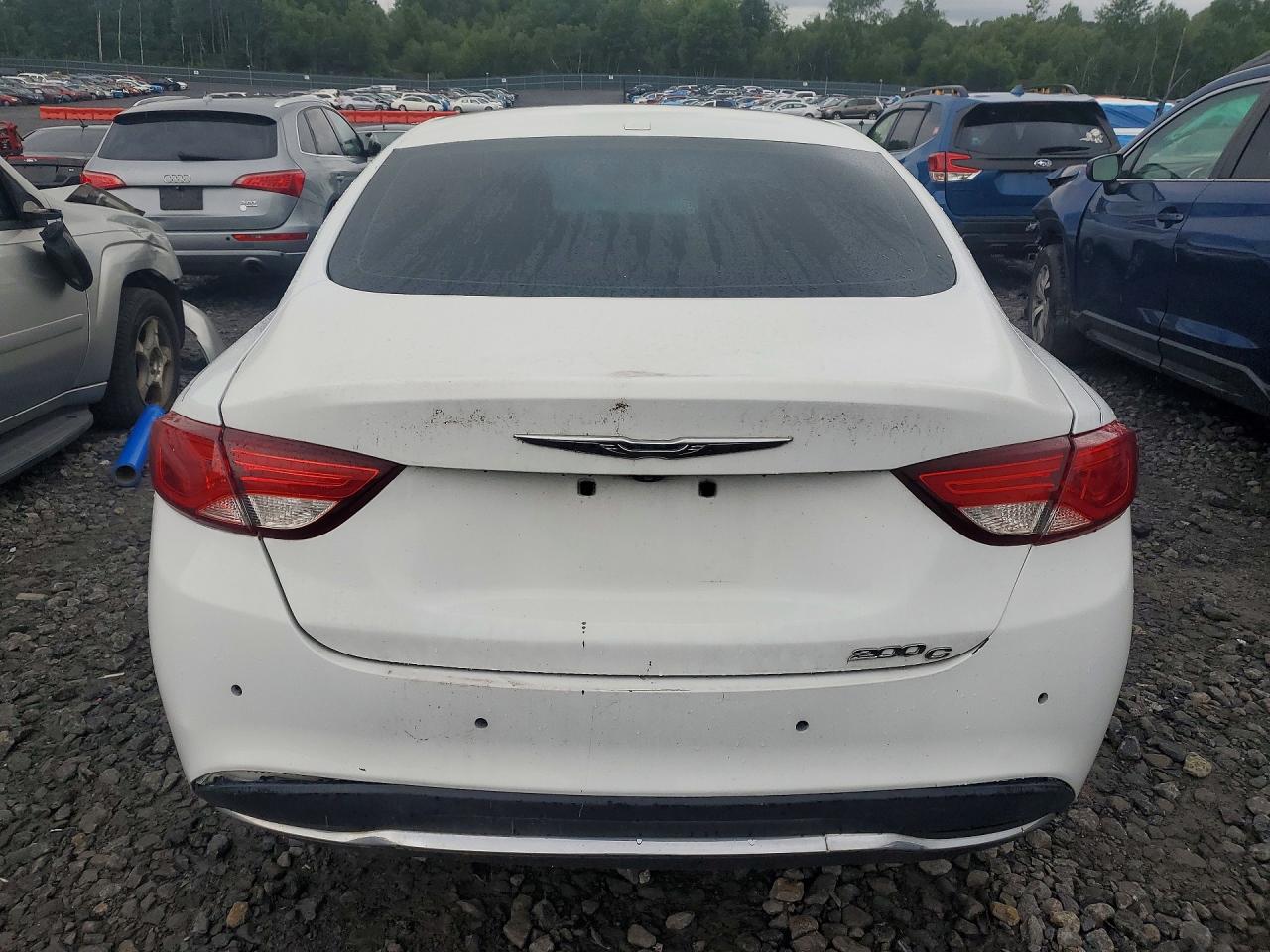 2015 Chrysler 200 Limited White vin: 1C3CCCAB3FN725534