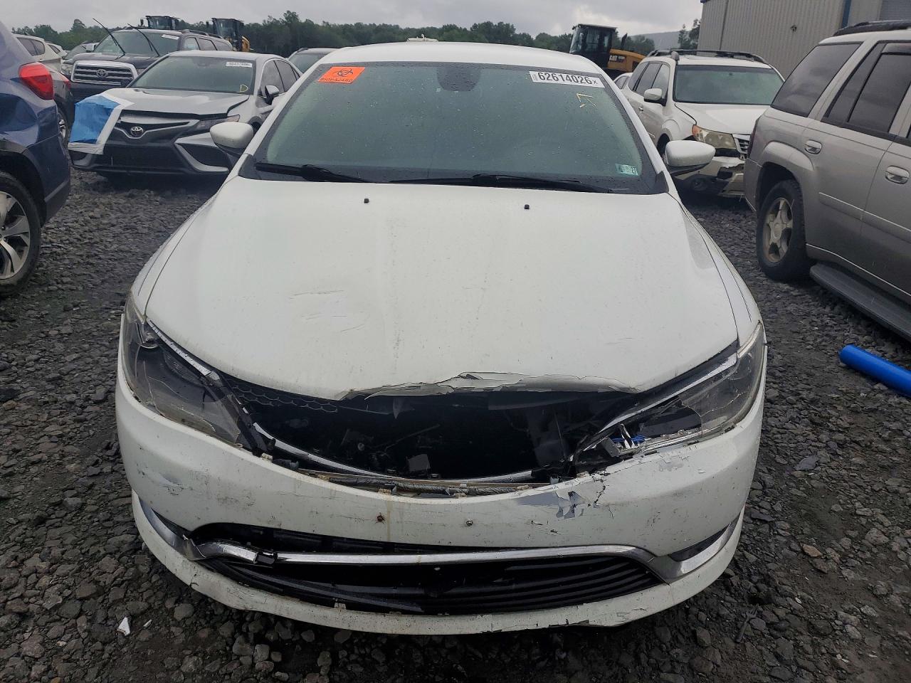 2015 Chrysler 200 Limited White vin: 1C3CCCAB3FN725534
