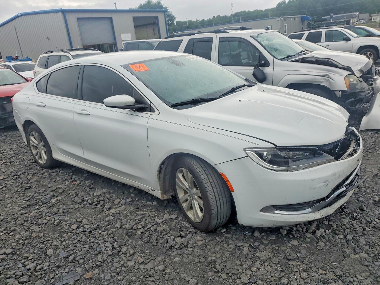 2015 Chrysler 200 Limited White vin: 1C3CCCAB3FN725534