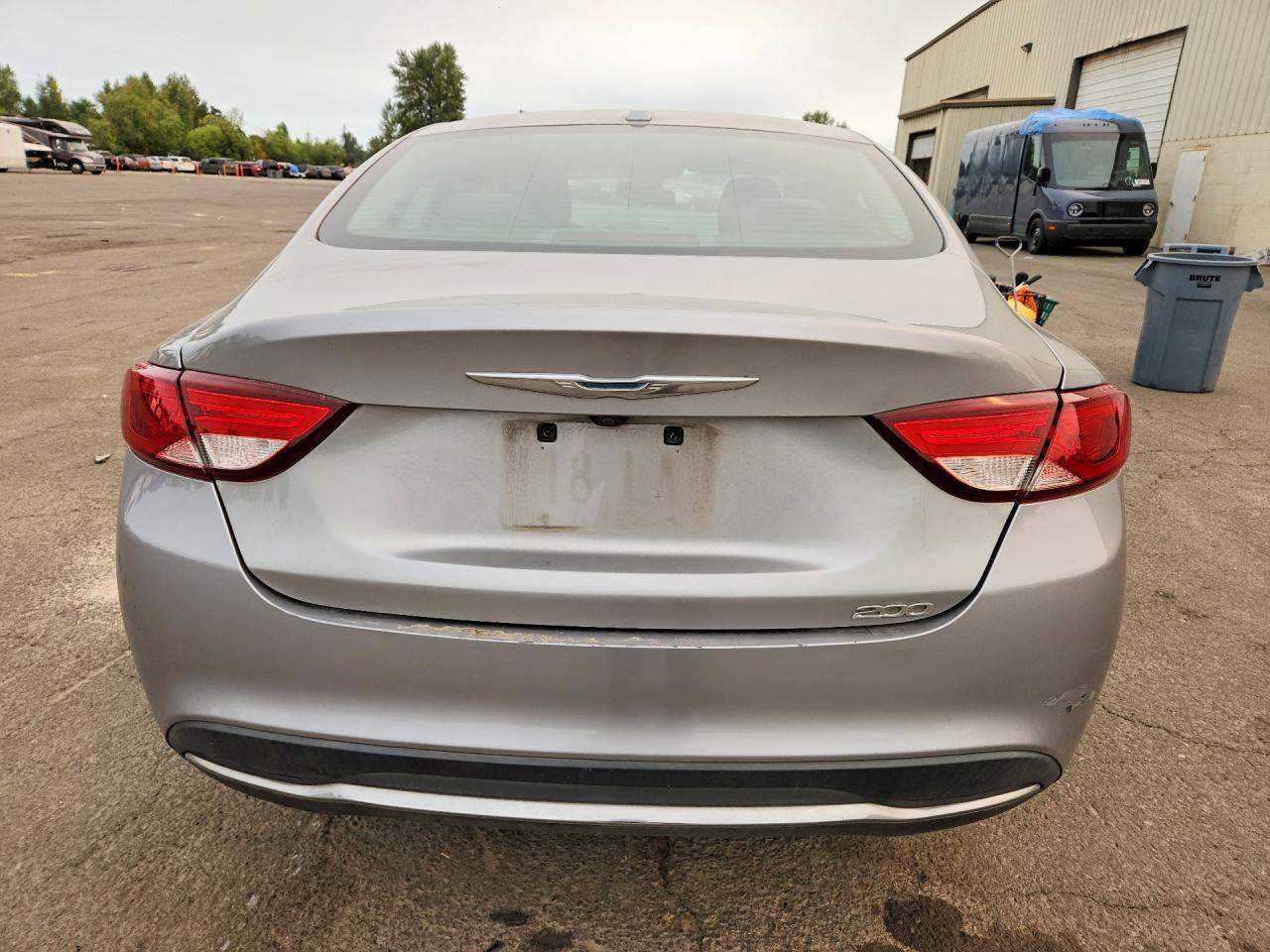 2015 Chrysler 200 Limited Серебряный vin: 1C3CCCAB3FN726134