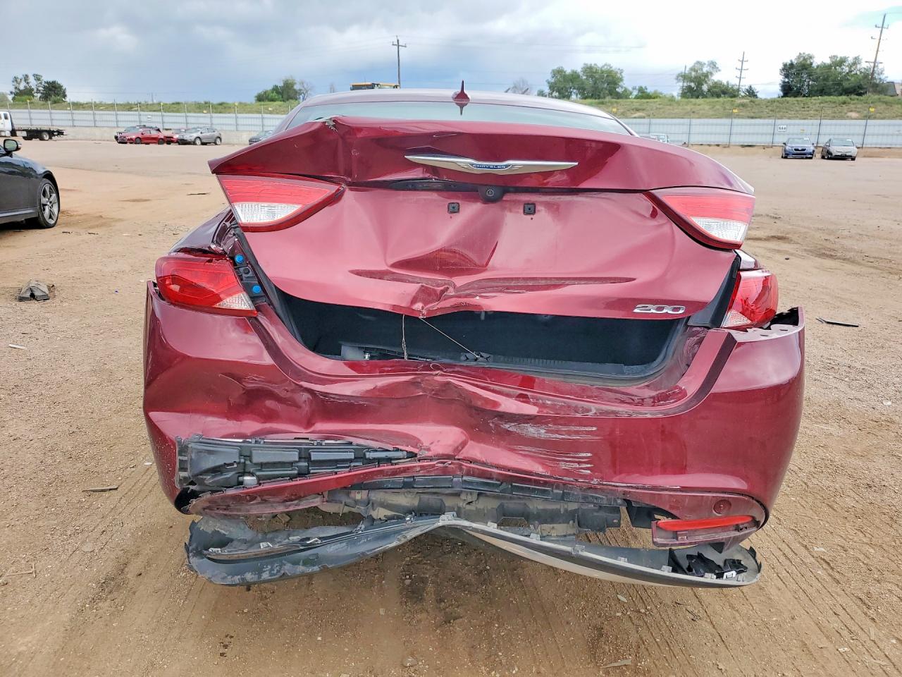 2016 Chrysler 200 Limited Burgundy vin: 1C3CCCAB3GN165516
