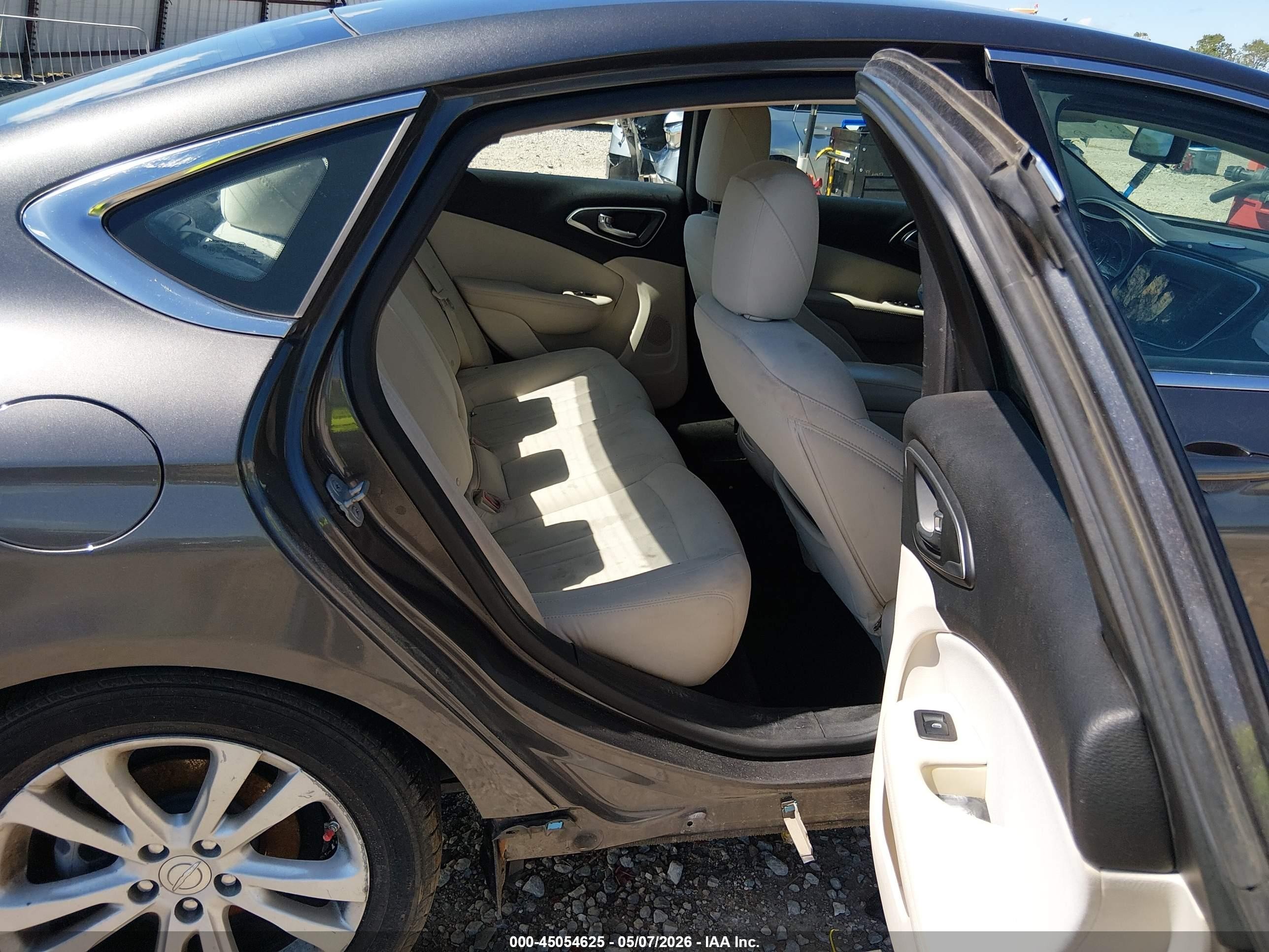 2015 Chrysler 200 Limited Серый vin: 1C3CCCAB4FN537315