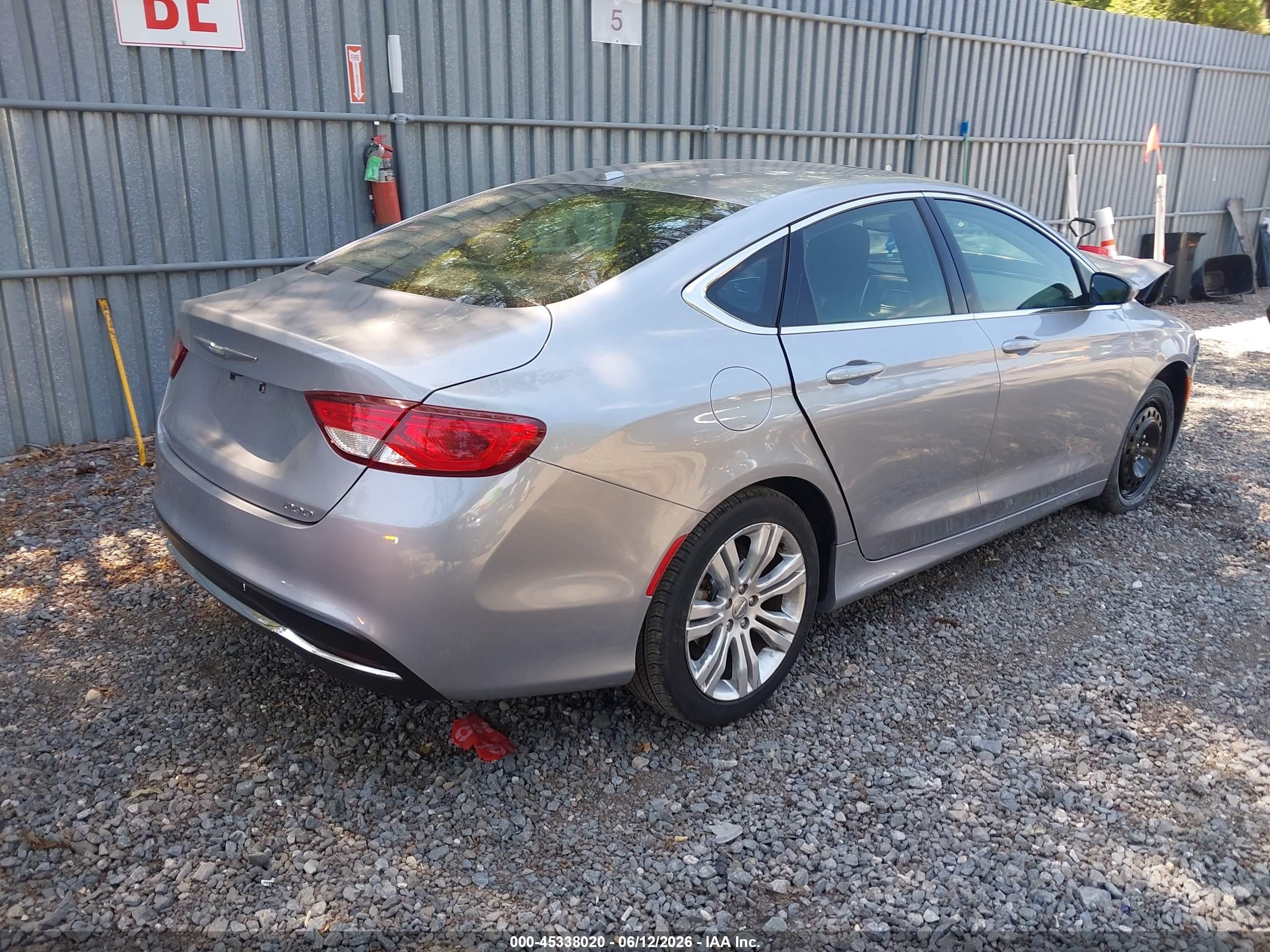 2015 Chrysler 200 Limited Gray vin: 1C3CCCAB4FN539498