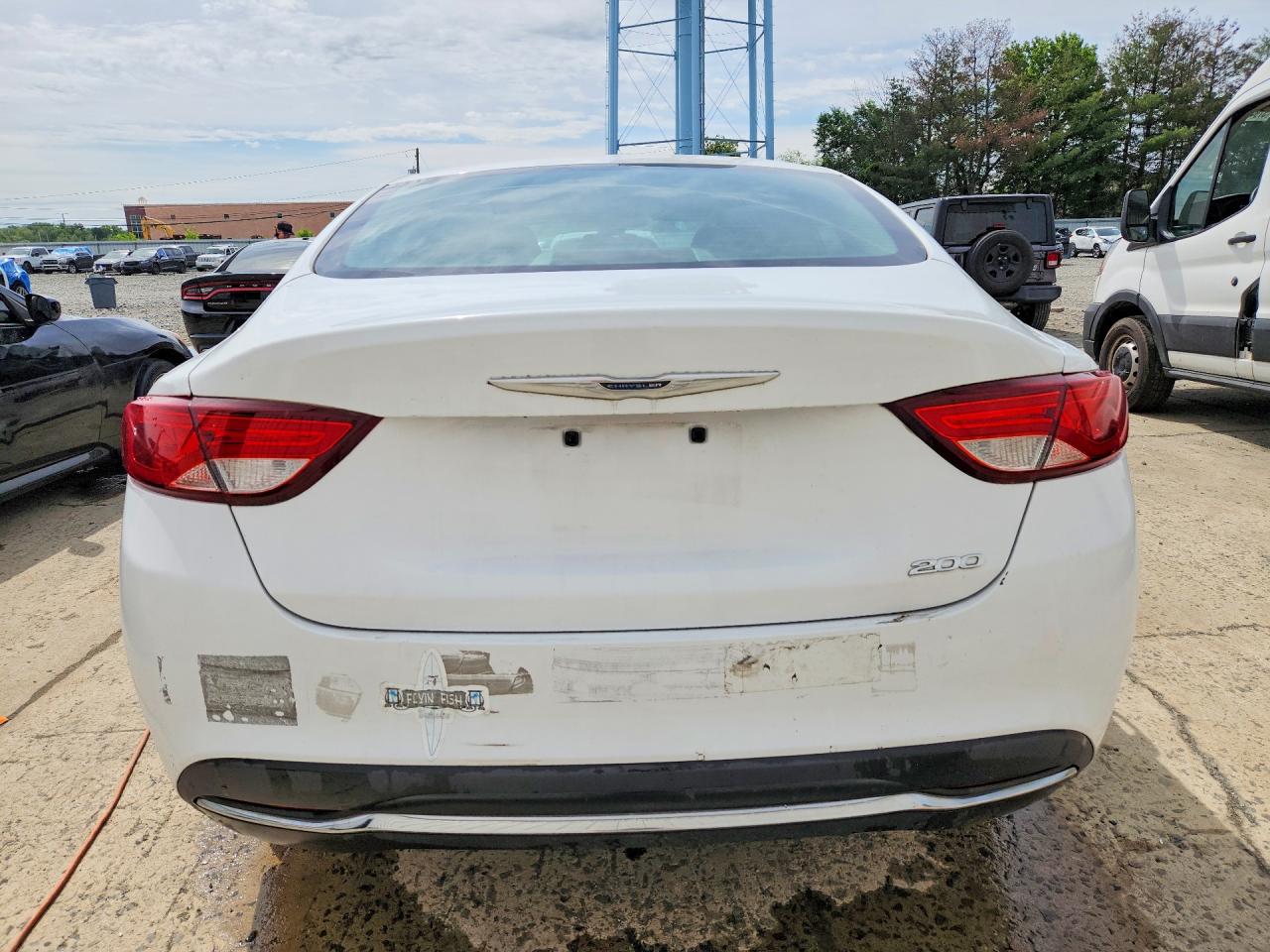 2015 Chrysler 200 Limited Белый vin: 1C3CCCAB4FN577653