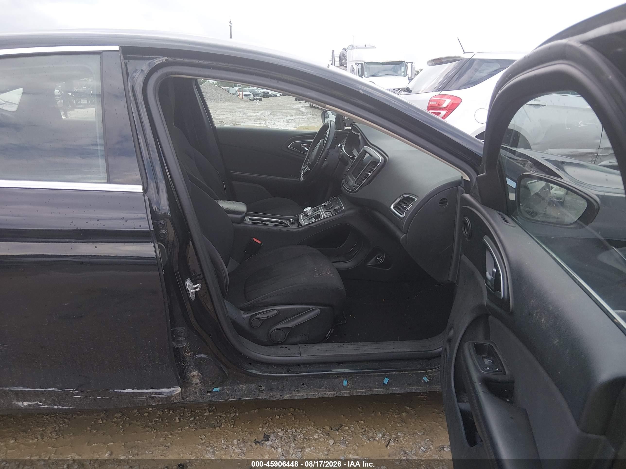 2015 Chrysler 200 Limited Черный vin: 1C3CCCAB4FN601028