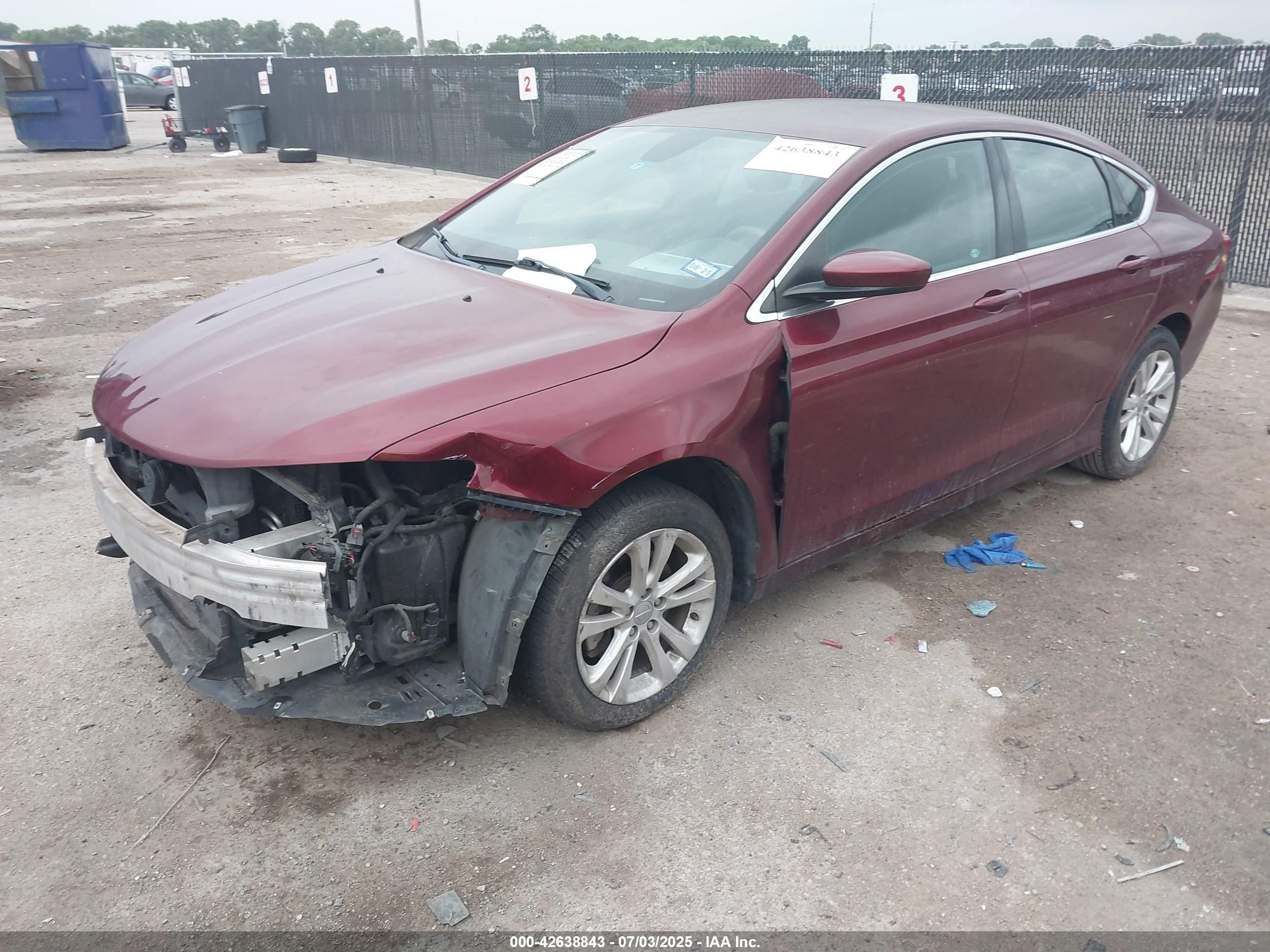 2015 Chrysler 200 Limited Red vin: 1C3CCCAB4FN607041