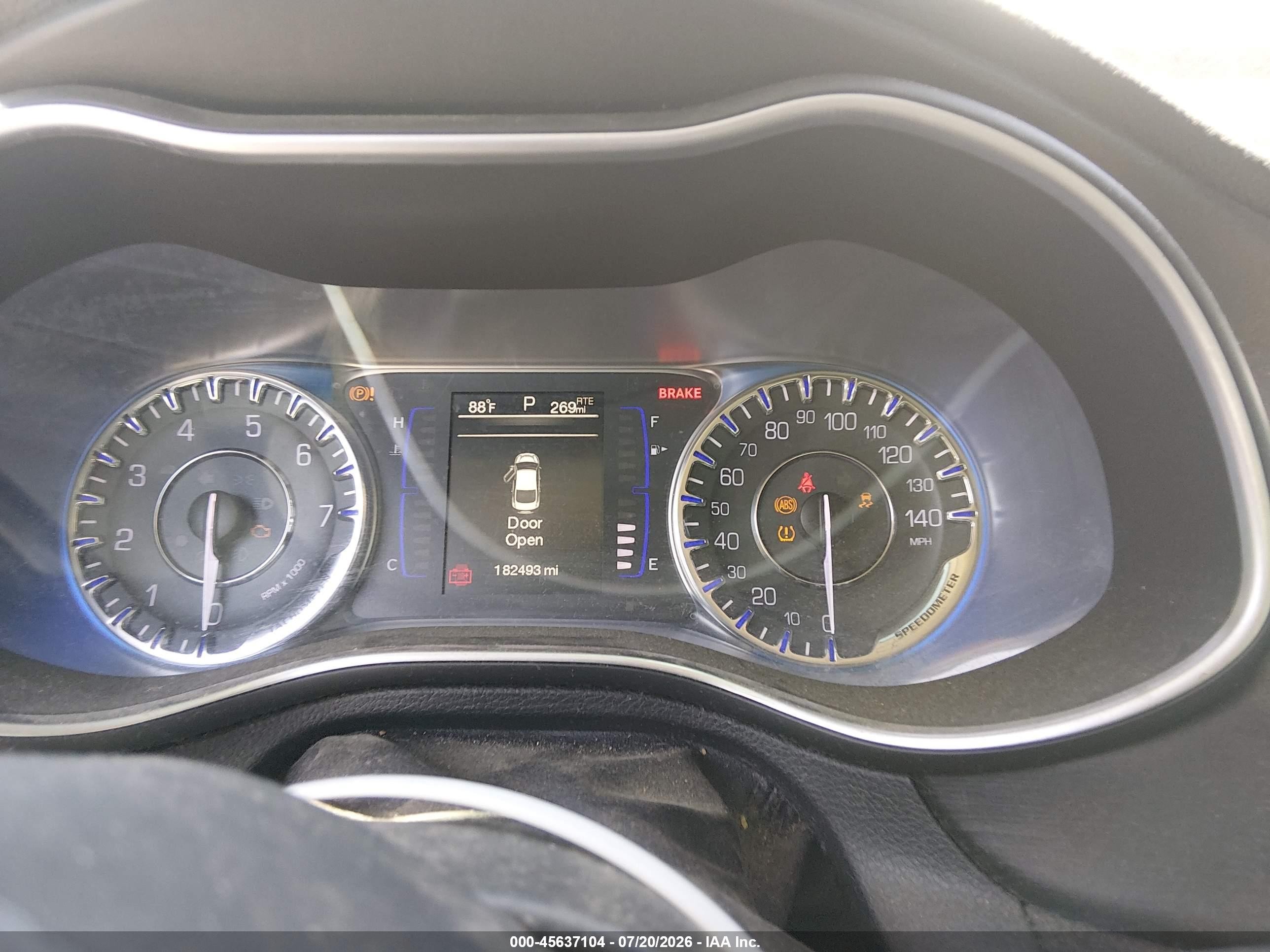2015 Chrysler 200 Limited White vin: 1C3CCCAB4FN607119