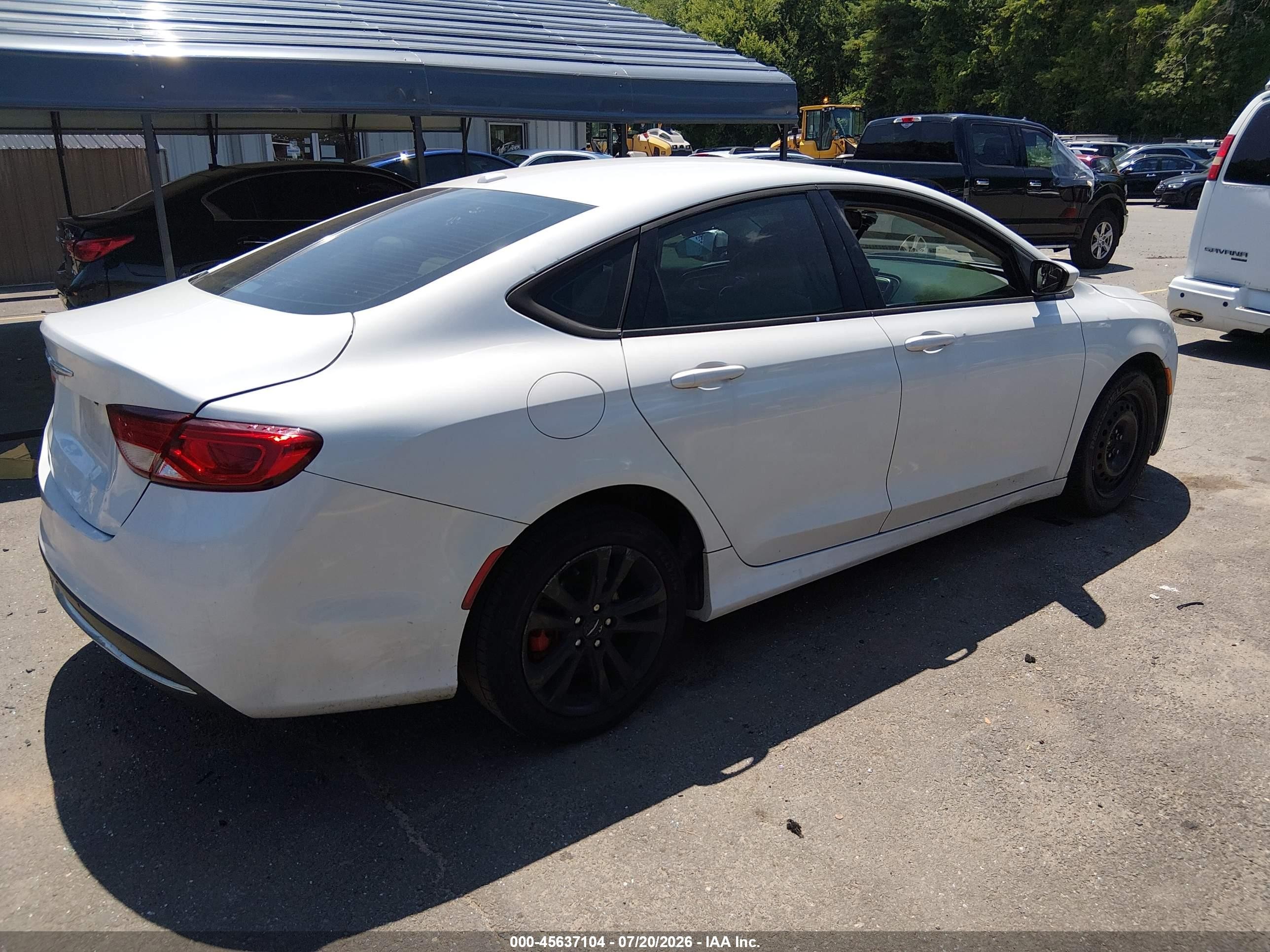 2015 Chrysler 200 Limited White vin: 1C3CCCAB4FN607119
