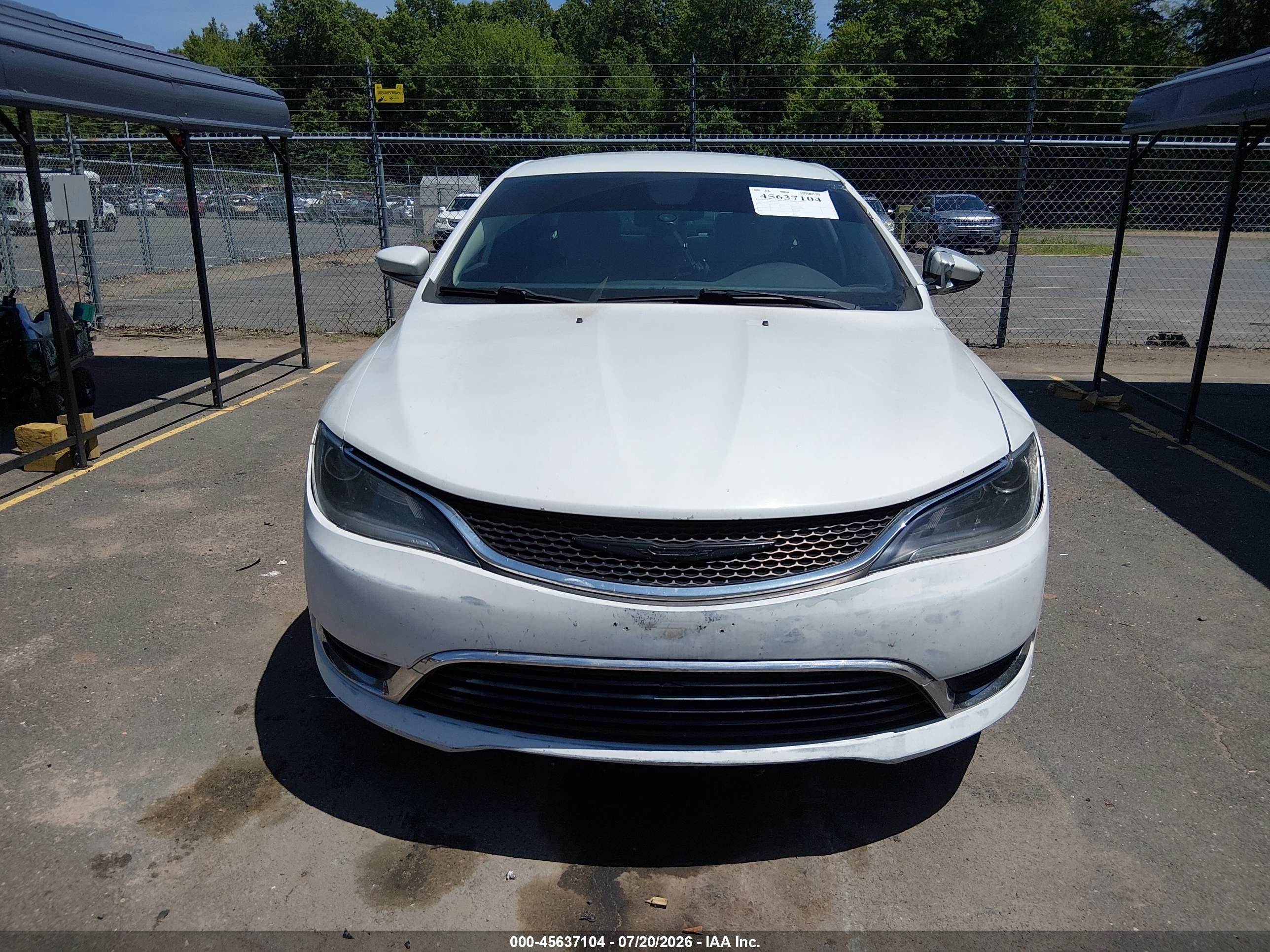 2015 Chrysler 200 Limited White vin: 1C3CCCAB4FN607119