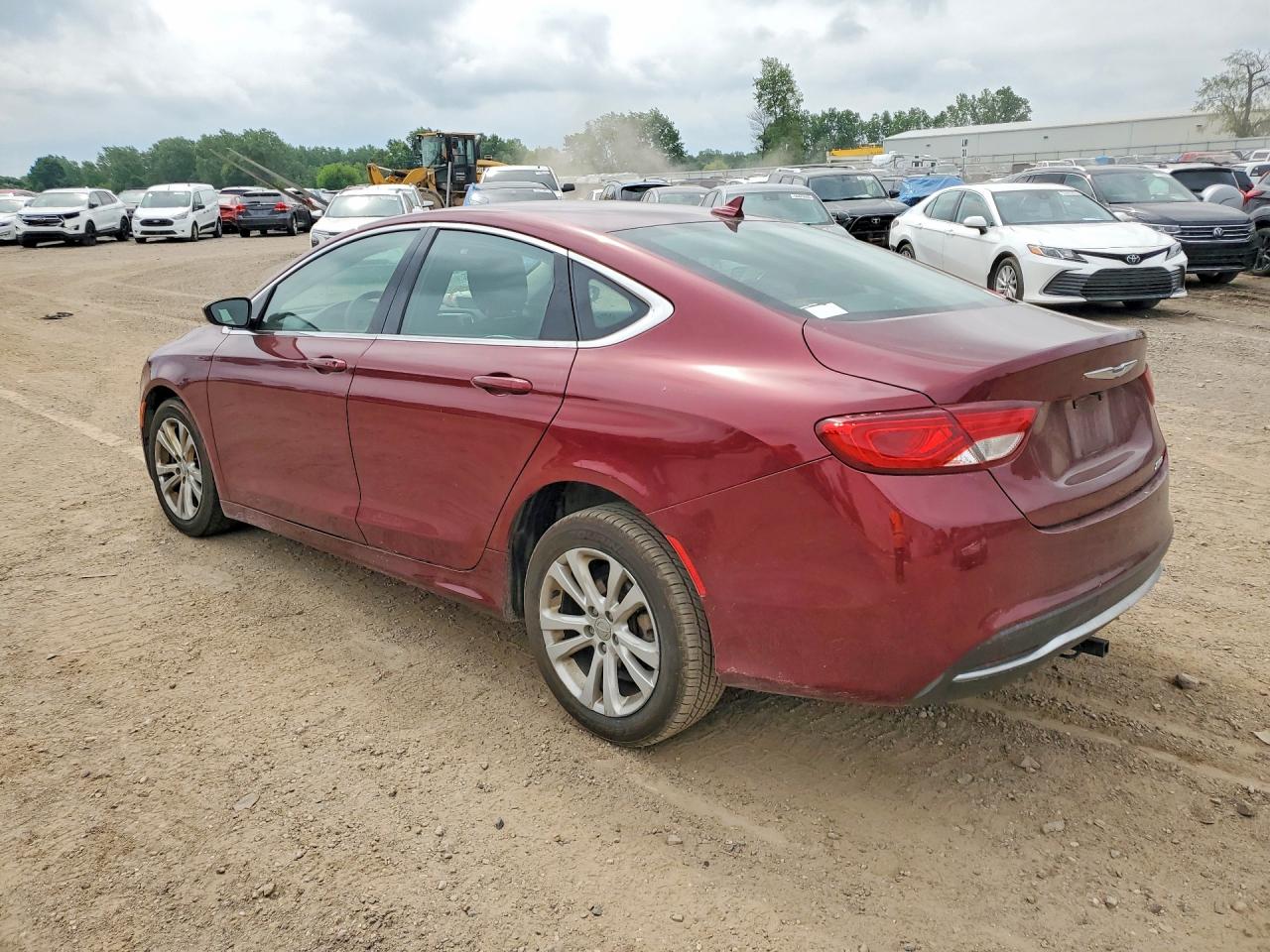 2015 Chrysler 200 Limited Red vin: 1C3CCCAB4FN614507