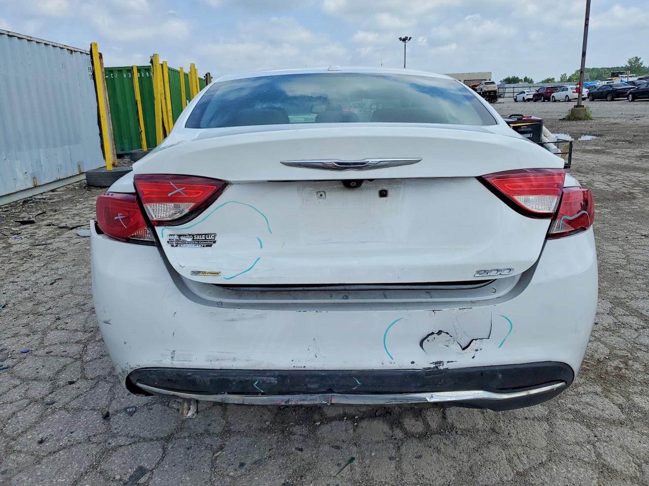 2015 Chrysler 200 Limited White vin: 1C3CCCAB4FN628956