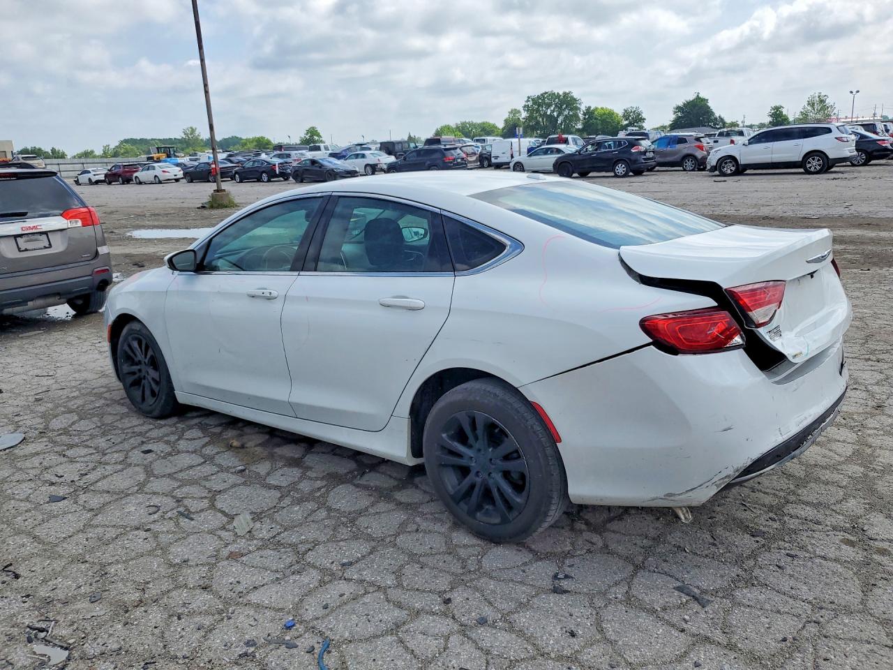 2015 Chrysler 200 Limited White vin: 1C3CCCAB4FN628956