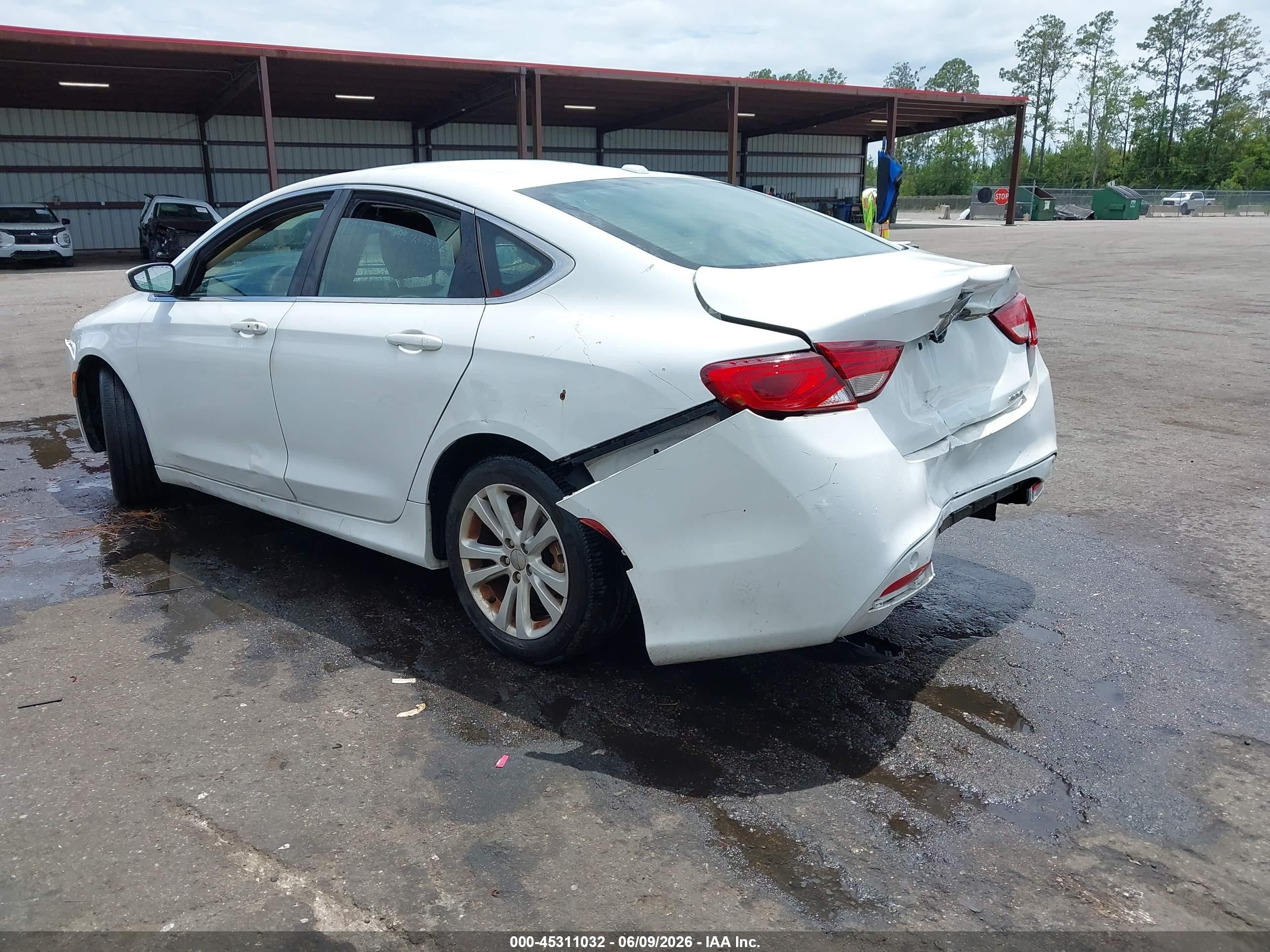 2015 Chrysler 200 Limited Белый vin: 1C3CCCAB4FN649080