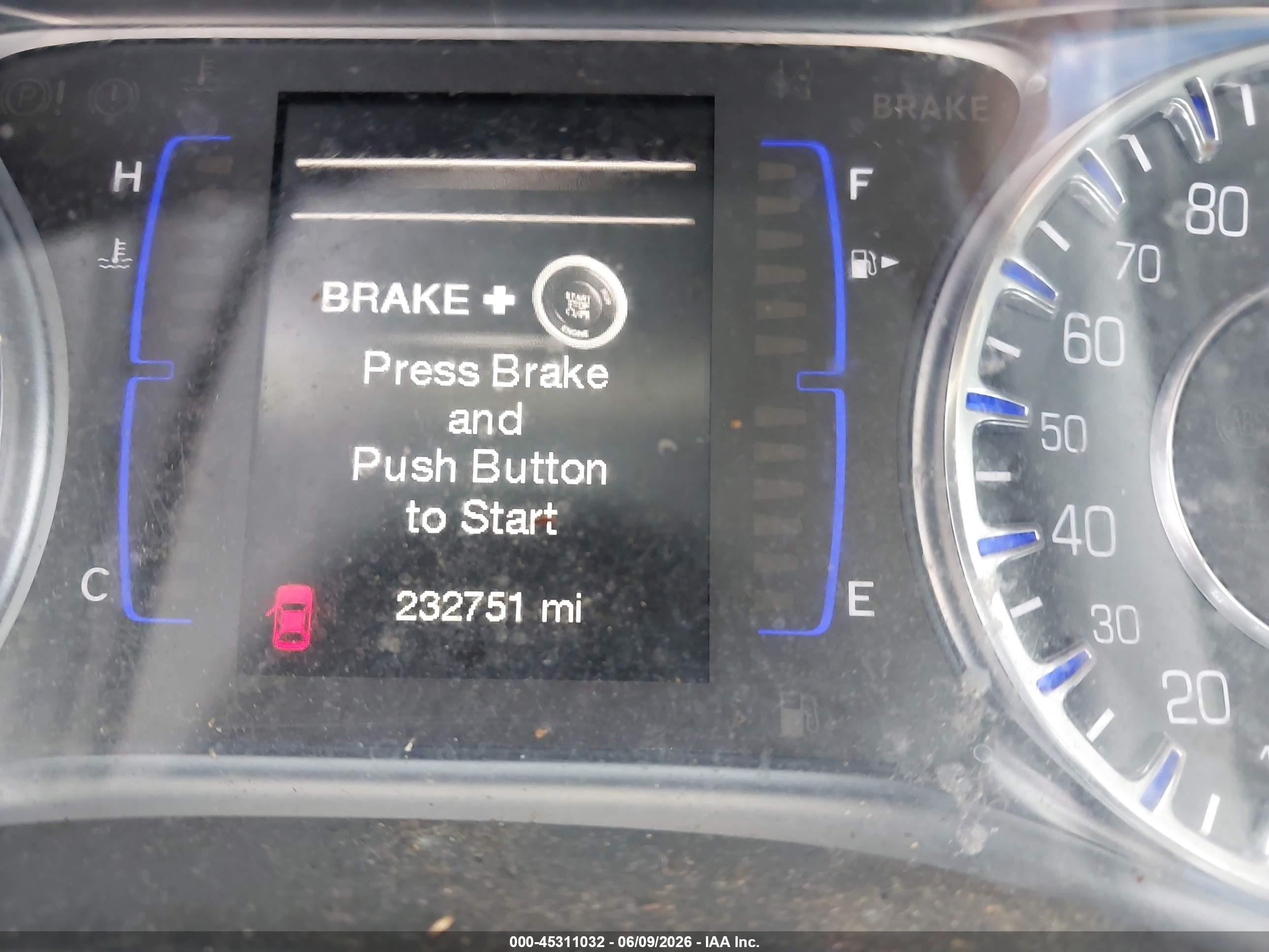 2015 Chrysler 200 Limited Белый vin: 1C3CCCAB4FN649080