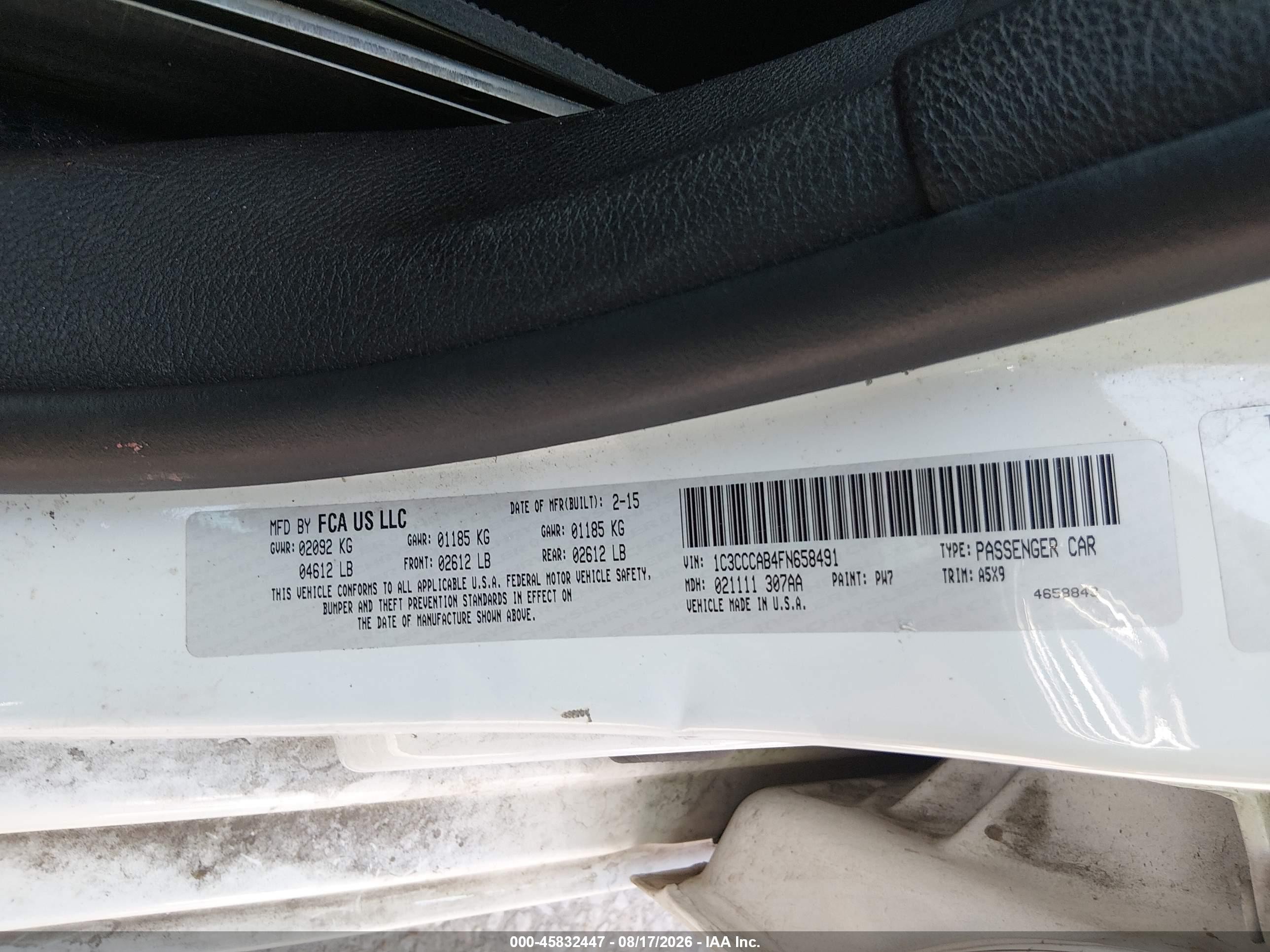 2015 Chrysler 200 Limited White vin: 1C3CCCAB4FN658491