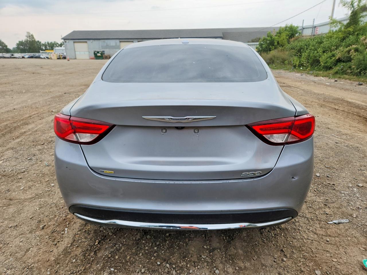 2015 Chrysler 200 Limited Silver vin: 1C3CCCAB4FN666784