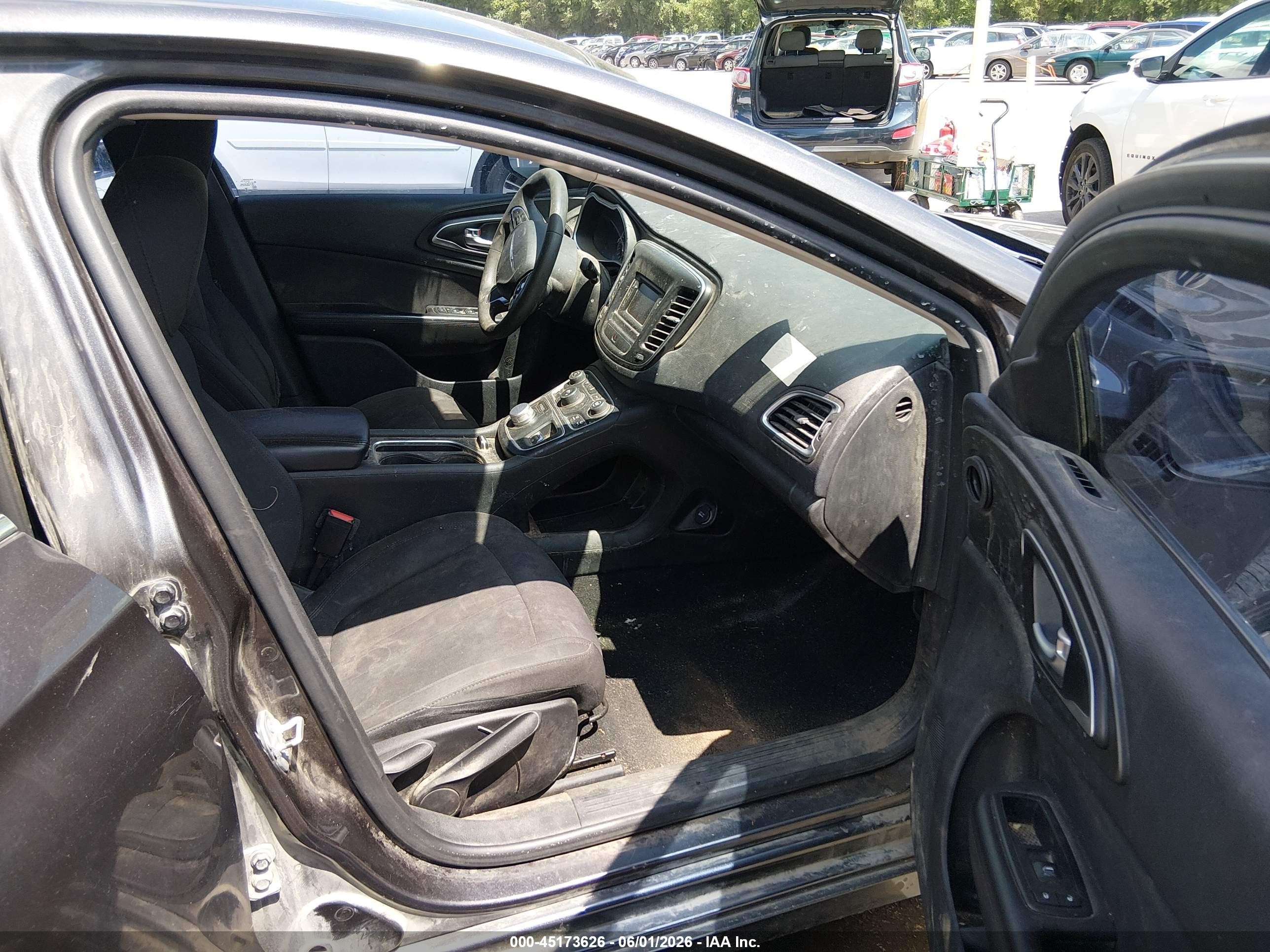 2015 Chrysler 200 Limited Серый vin: 1C3CCCAB4FN686002