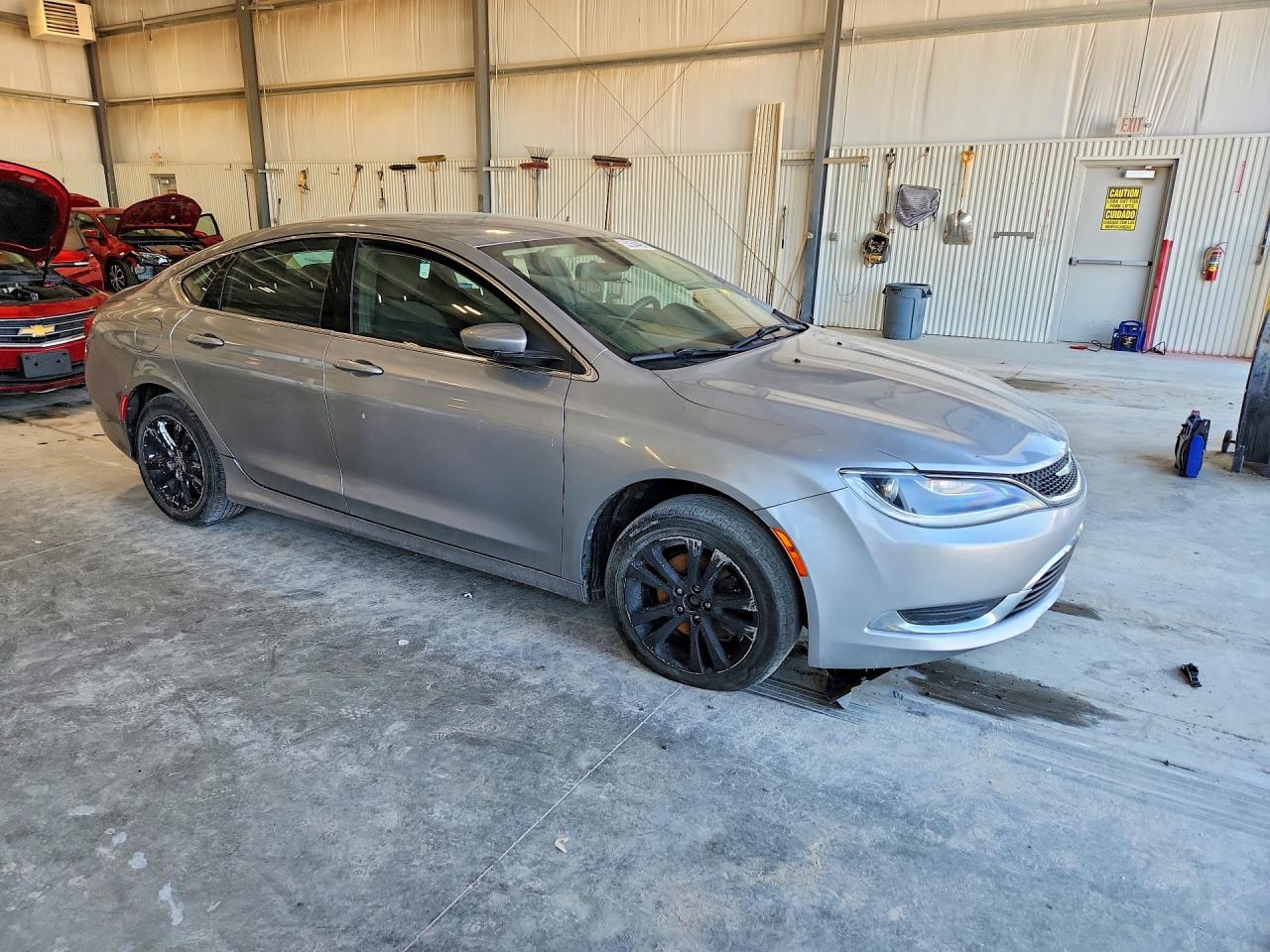 2015 Chrysler 200 Limited Серебряный vin: 1C3CCCAB4FN691314