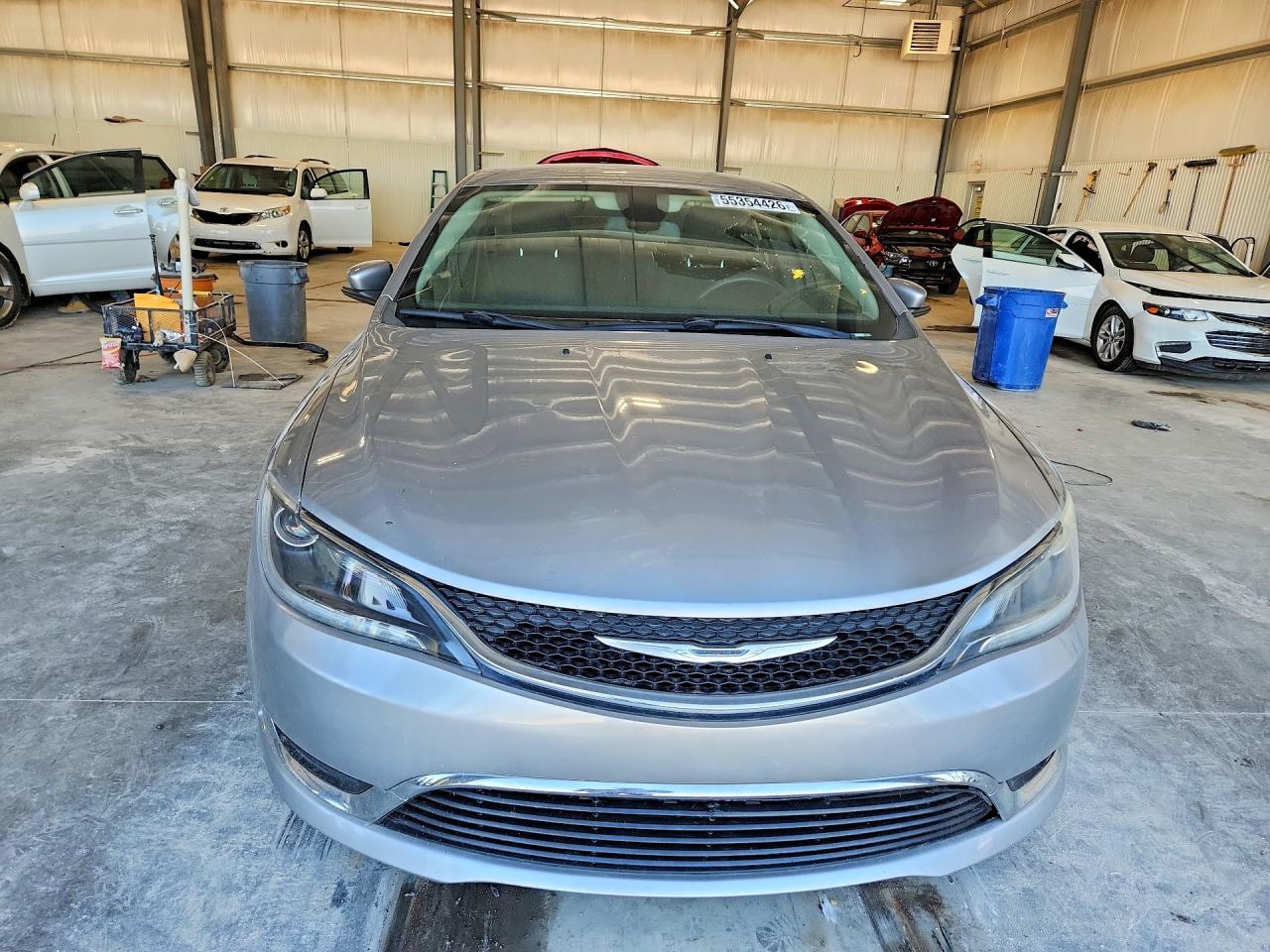 2015 Chrysler 200 Limited Серебряный vin: 1C3CCCAB4FN691314