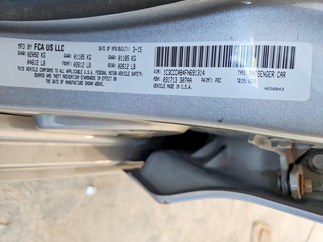 2015 Chrysler 200 Limited Серебряный vin: 1C3CCCAB4FN691314