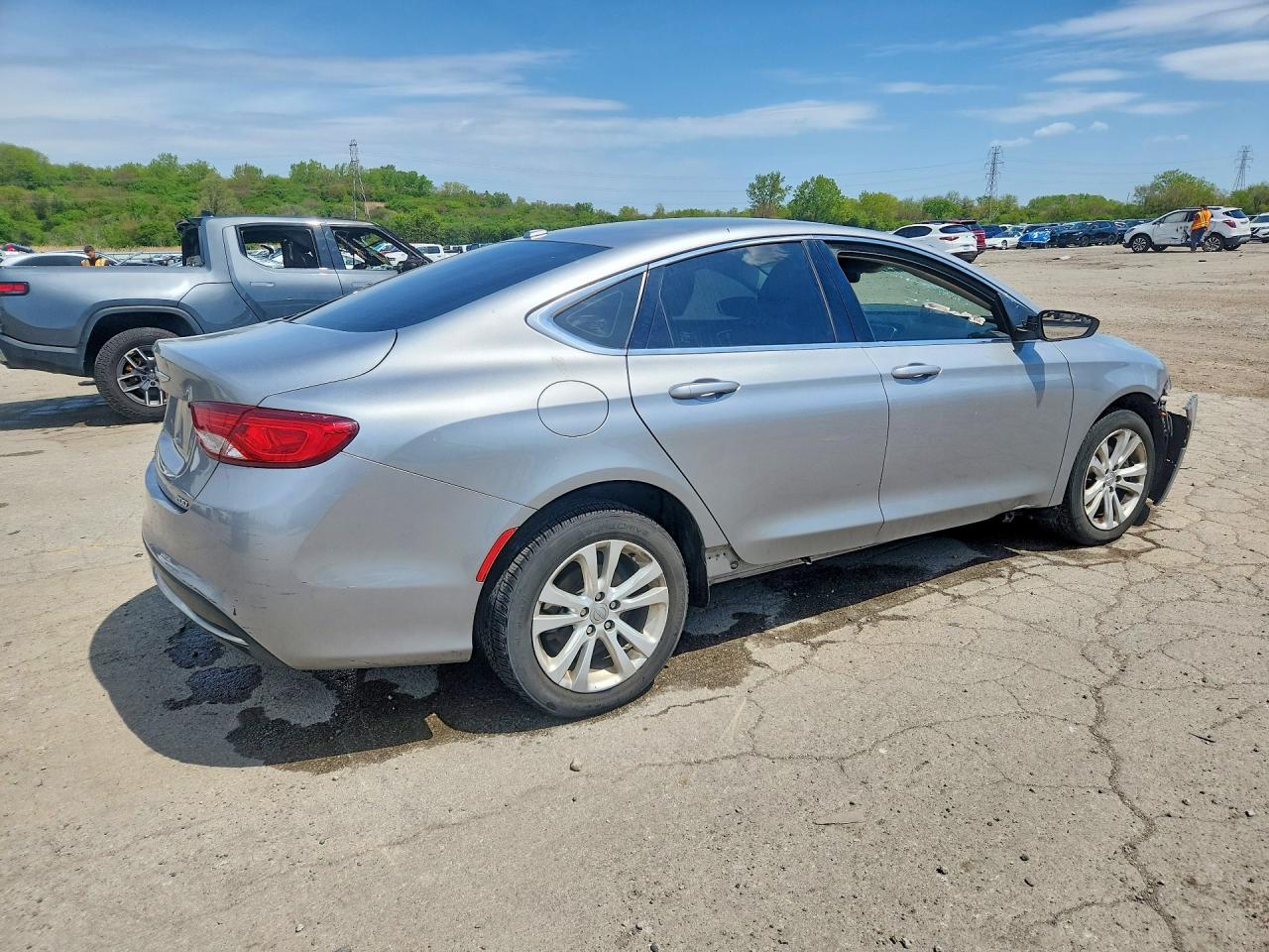 2016 Chrysler 200 Limited Silver vin: 1C3CCCAB4GN115921