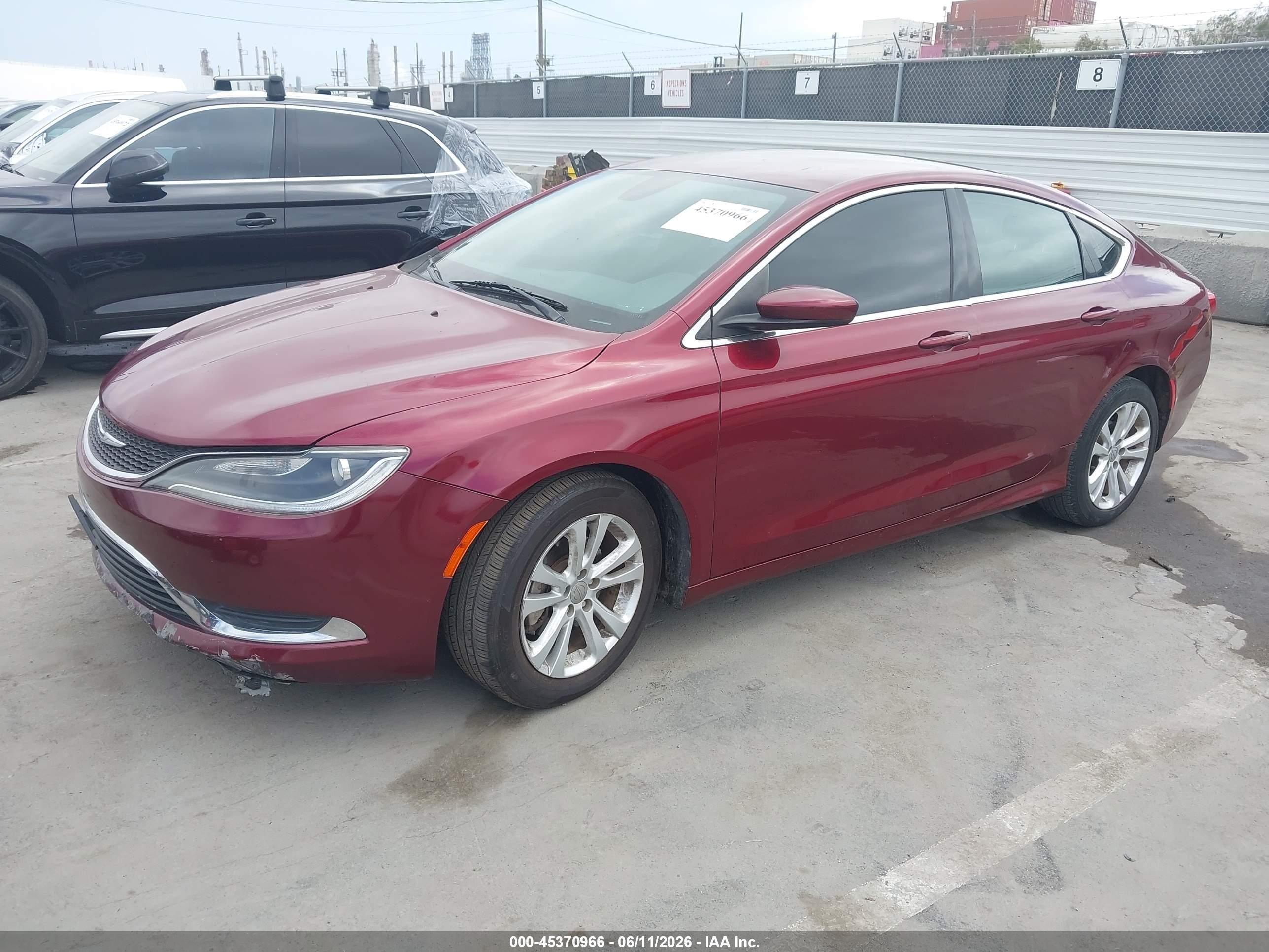 2015 Chrysler 200 Limited Burgundy vin: 1C3CCCAB5FN521317