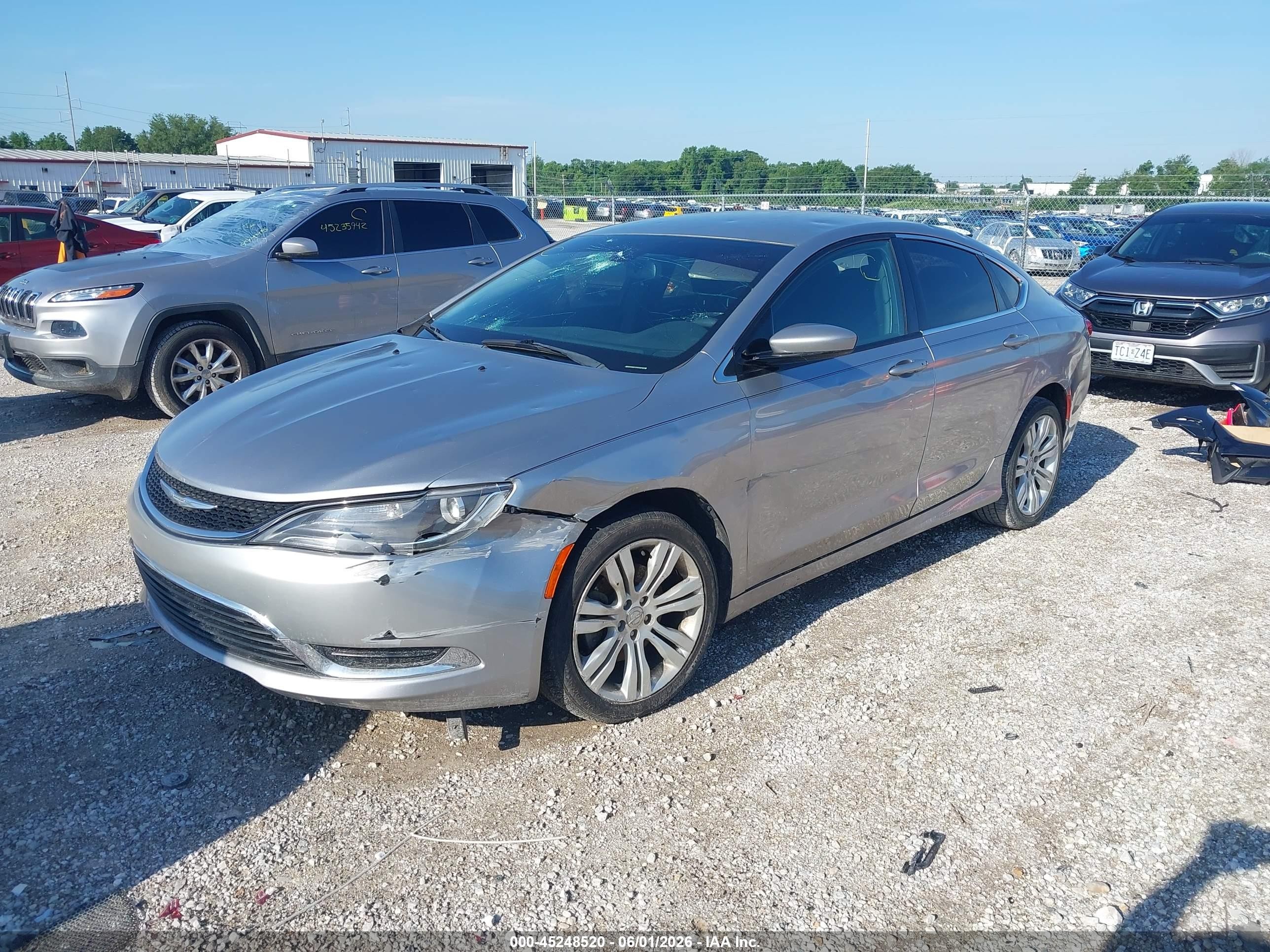 2015 Chrysler 200 Limited Silver vin: 1C3CCCAB5FN529255
