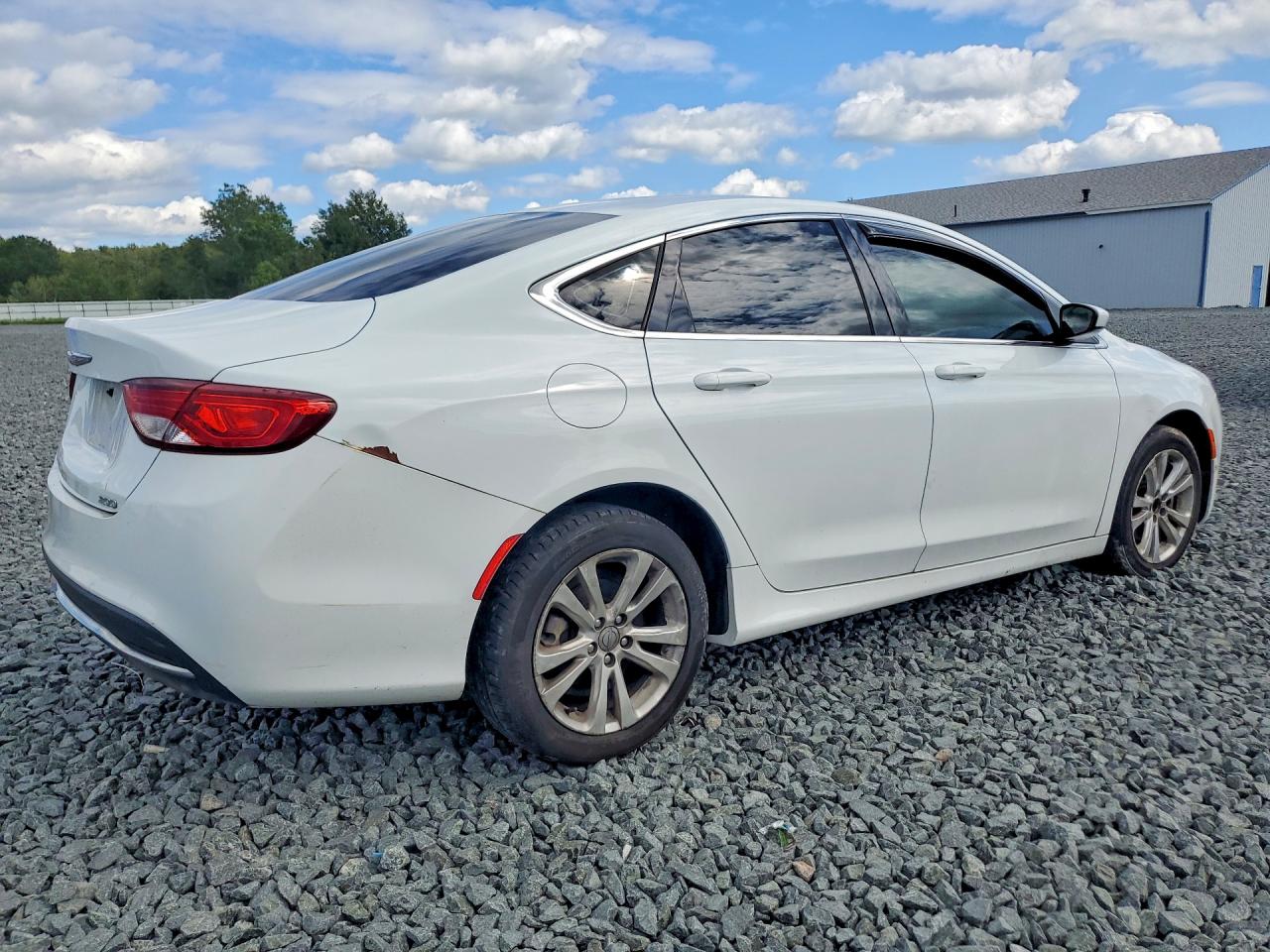 2015 Chrysler 200 Limited White vin: 1C3CCCAB5FN570159
