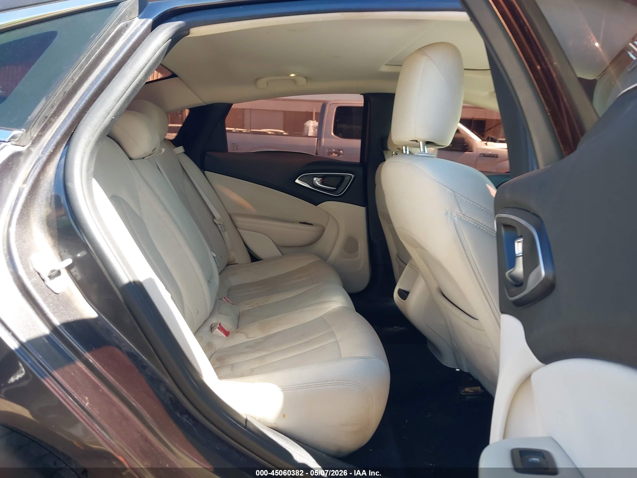 2015 Chrysler 200 Limited Черный vin: 1C3CCCAB5FN610854