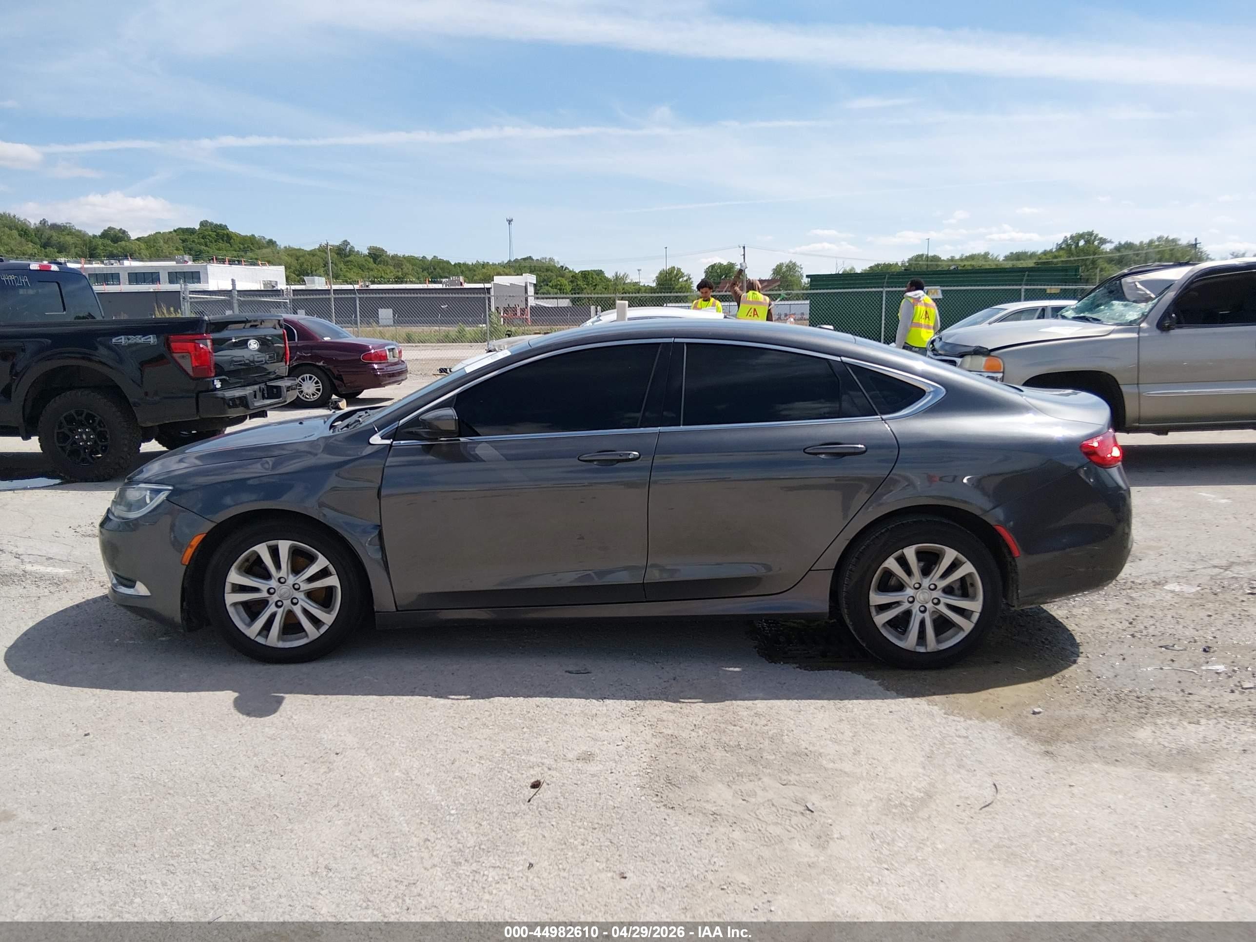 2015 Chrysler 200 Limited Gray vin: 1C3CCCAB5FN616637