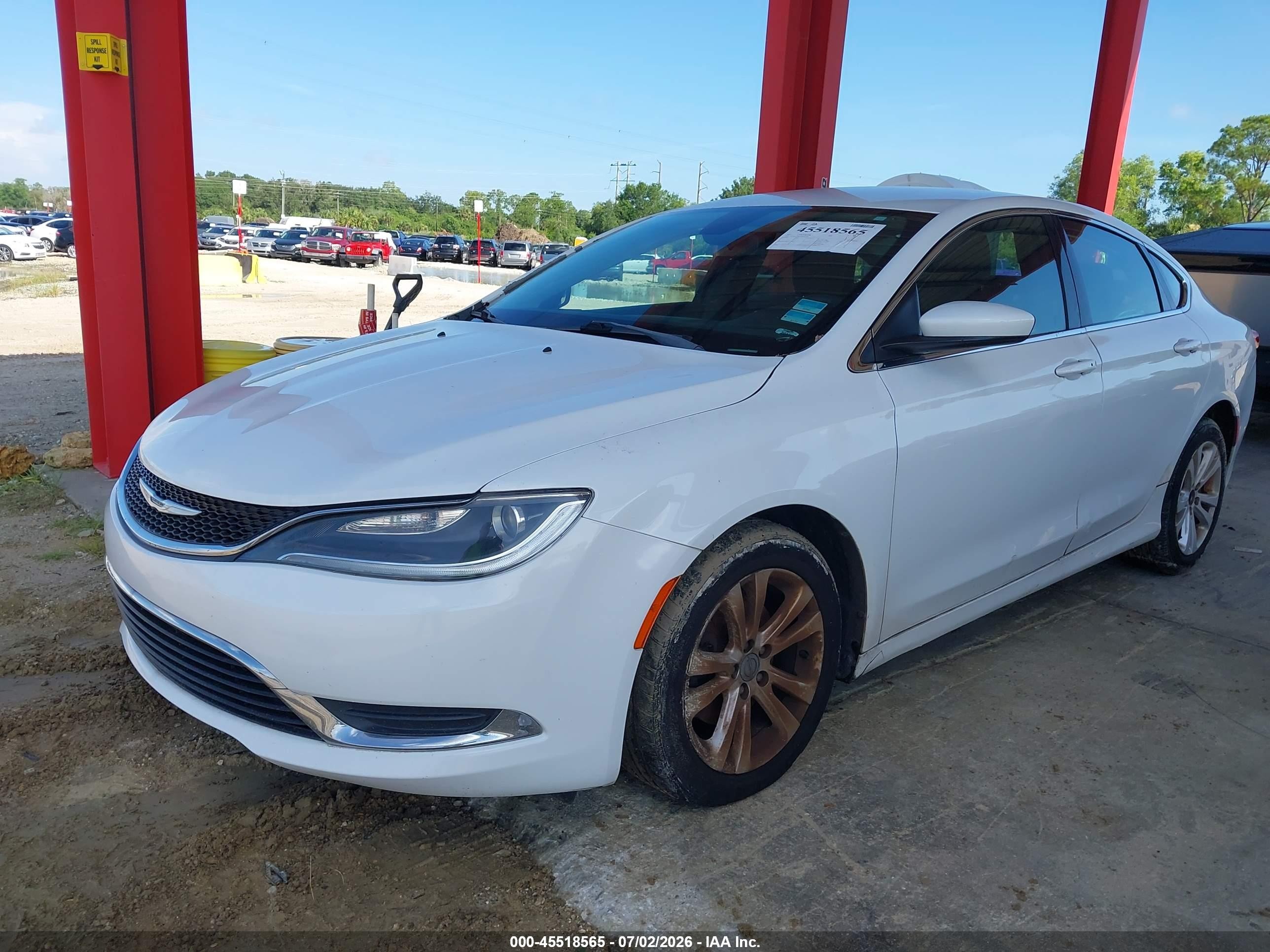 2015 Chrysler 200 Limited White vin: 1C3CCCAB5FN630599