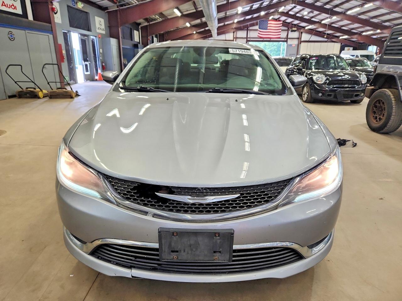2015 Chrysler 200 Limited Silver vin: 1C3CCCAB5FN640730