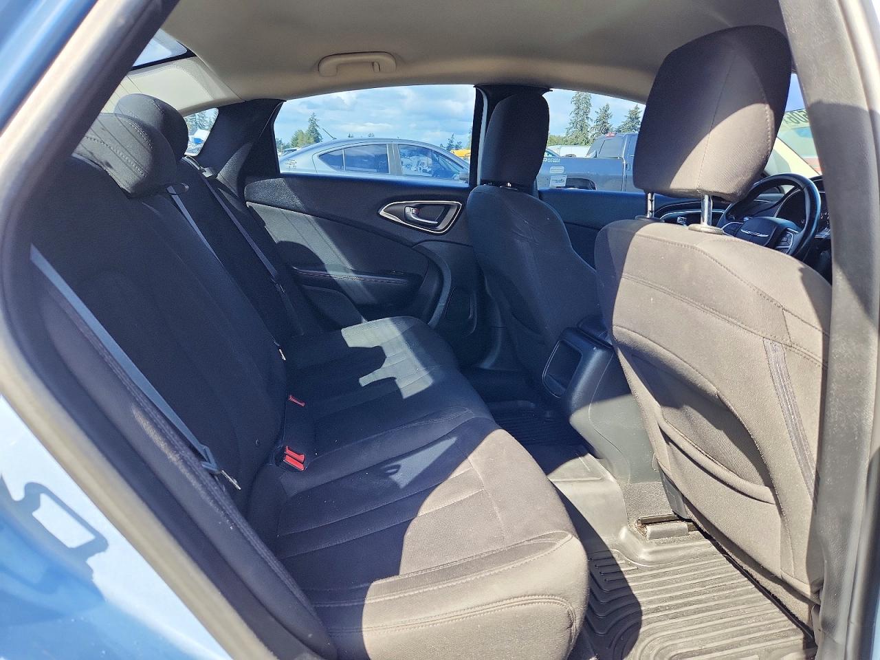 2015 Chrysler 200 Limited Blue vin: 1C3CCCAB5FN666454