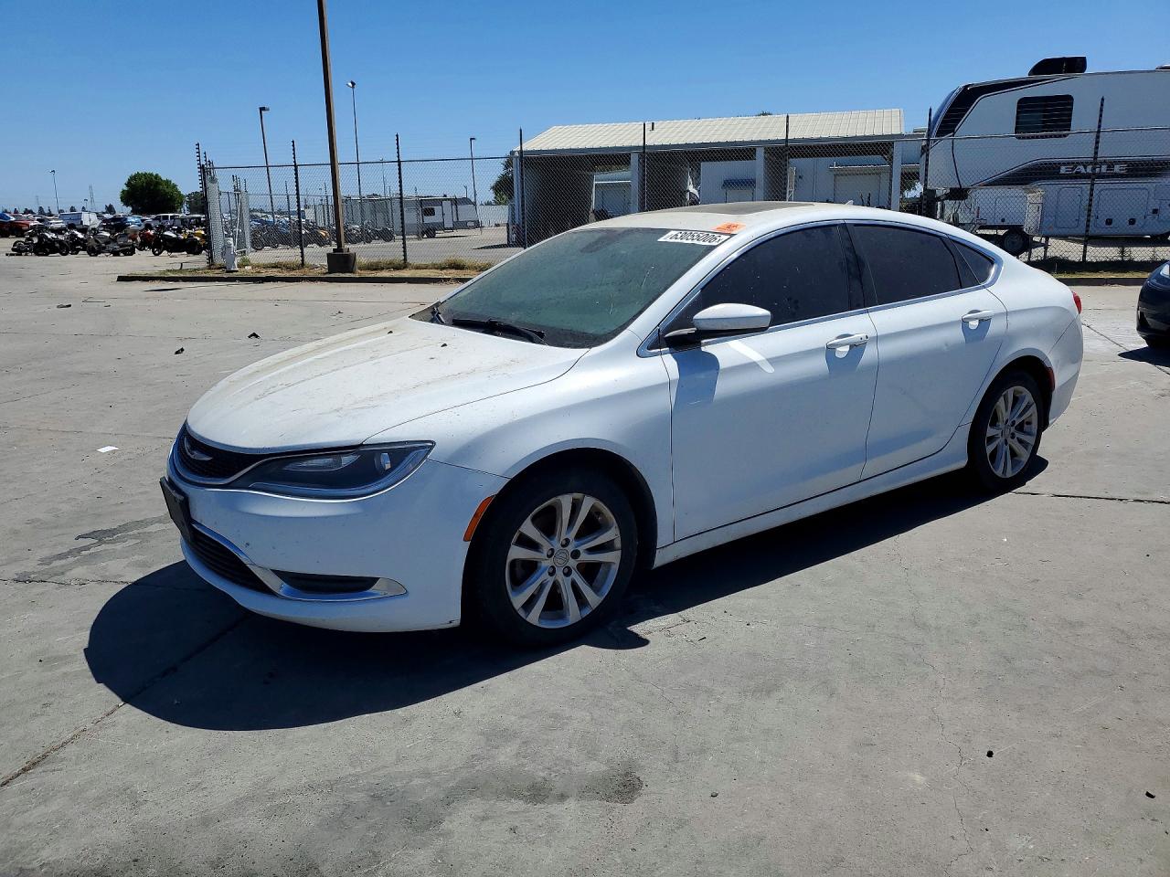 2015 Chrysler 200 Limited Белый vin: 1C3CCCAB5FN672531