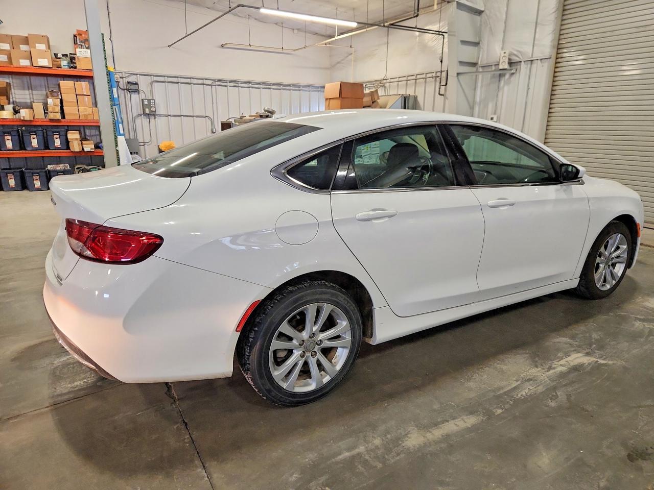 2015 Chrysler 200 Limited Белый vin: 1C3CCCAB5FN689460