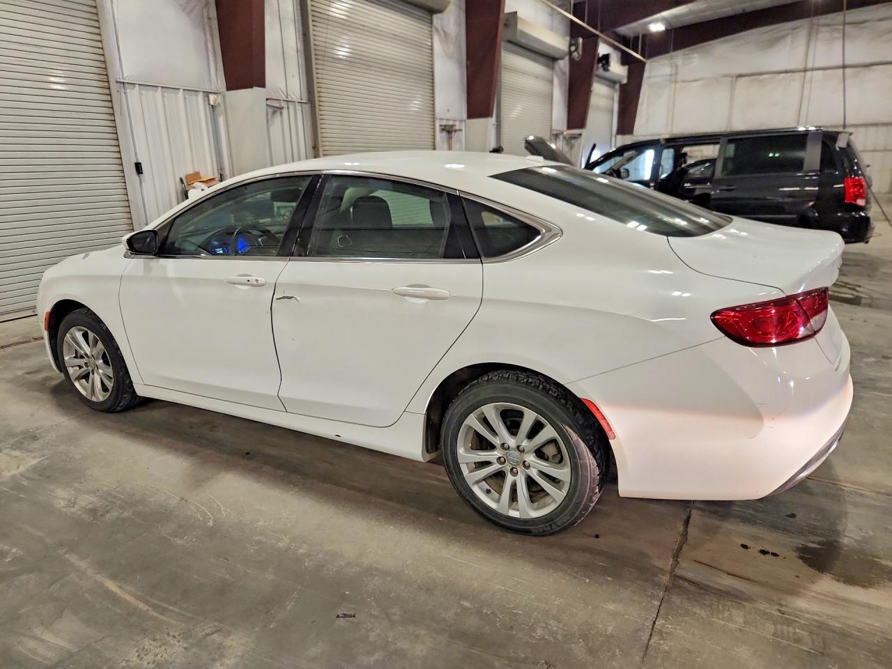 2015 Chrysler 200 Limited Белый vin: 1C3CCCAB5FN689460