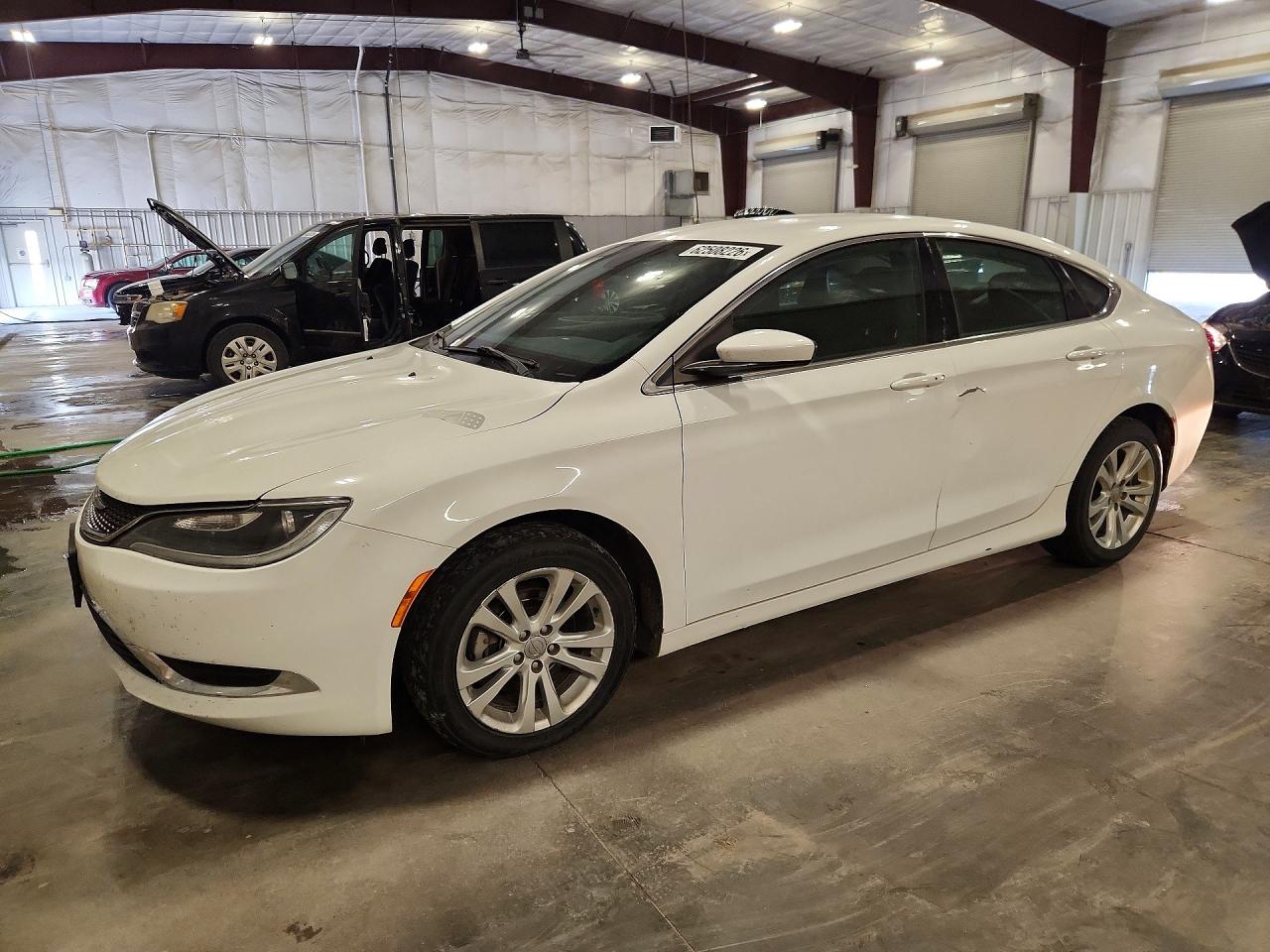 2015 Chrysler 200 Limited Белый vin: 1C3CCCAB5FN689460
