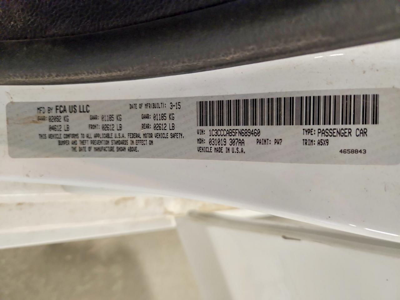 2015 Chrysler 200 Limited Белый vin: 1C3CCCAB5FN689460