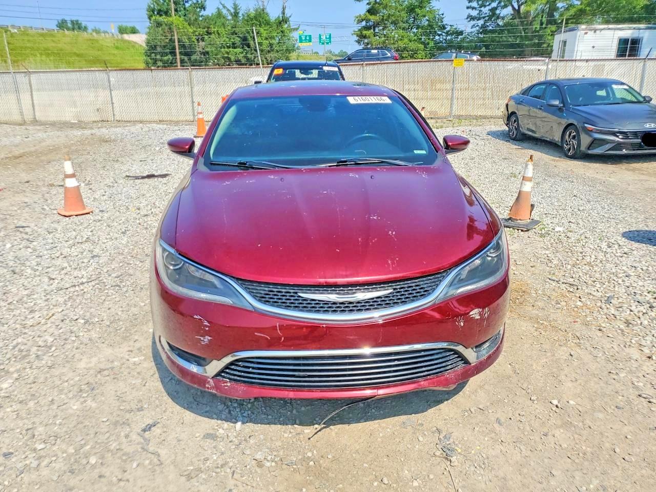 2015 Chrysler 200 Limited Red vin: 1C3CCCAB5FN731416
