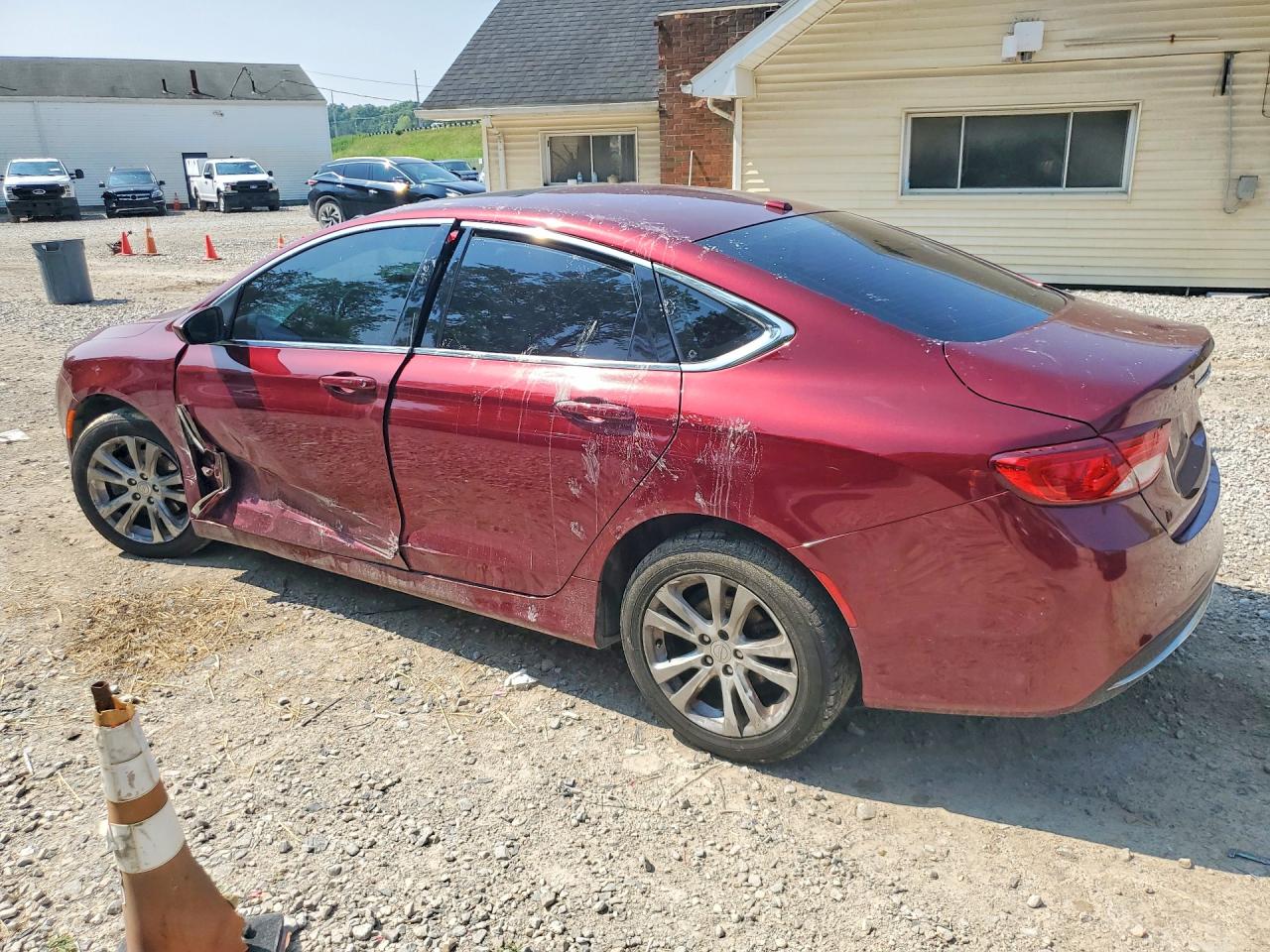 2015 Chrysler 200 Limited Red vin: 1C3CCCAB5FN731416