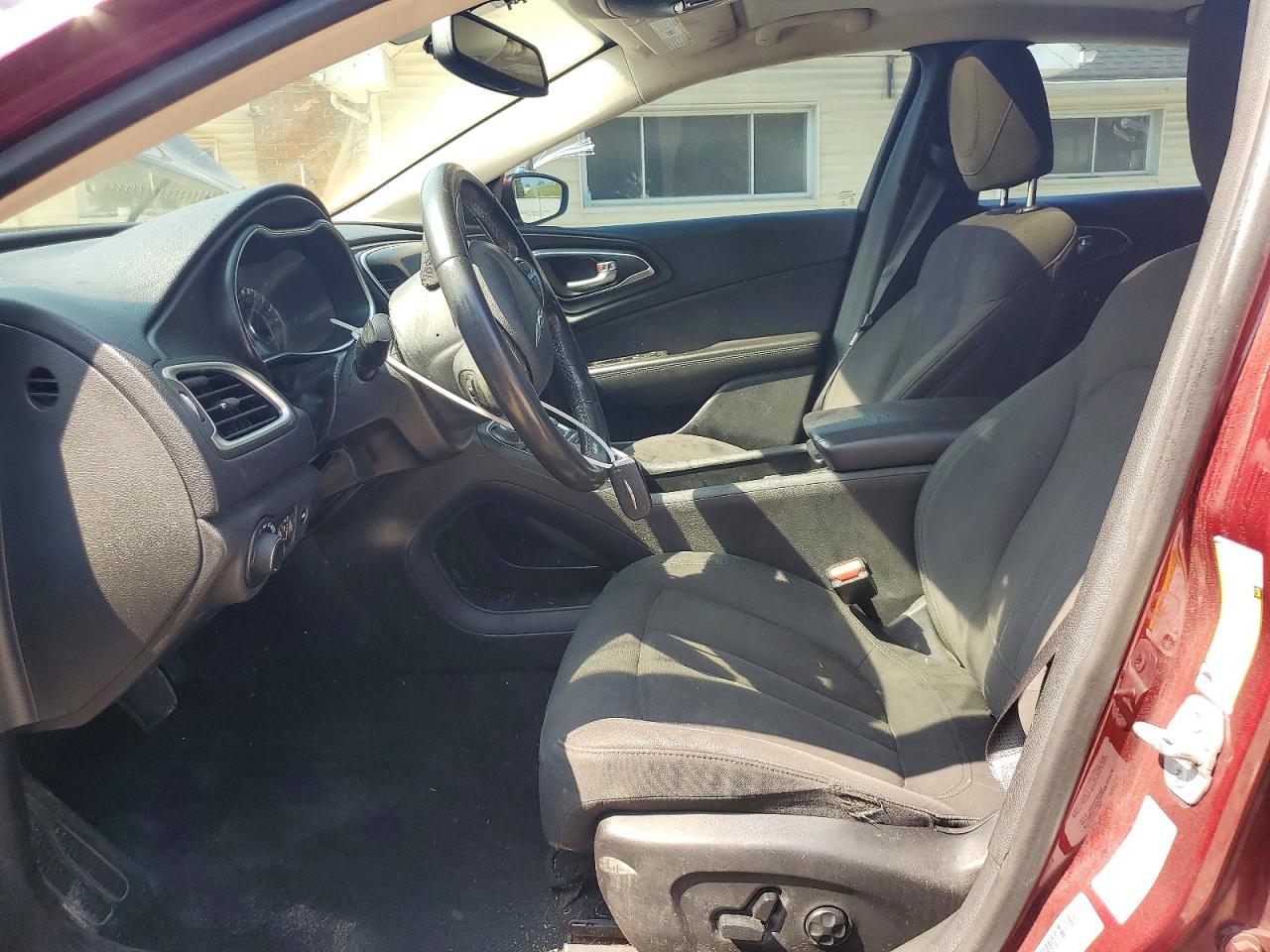 2015 Chrysler 200 Limited Red vin: 1C3CCCAB5FN731416